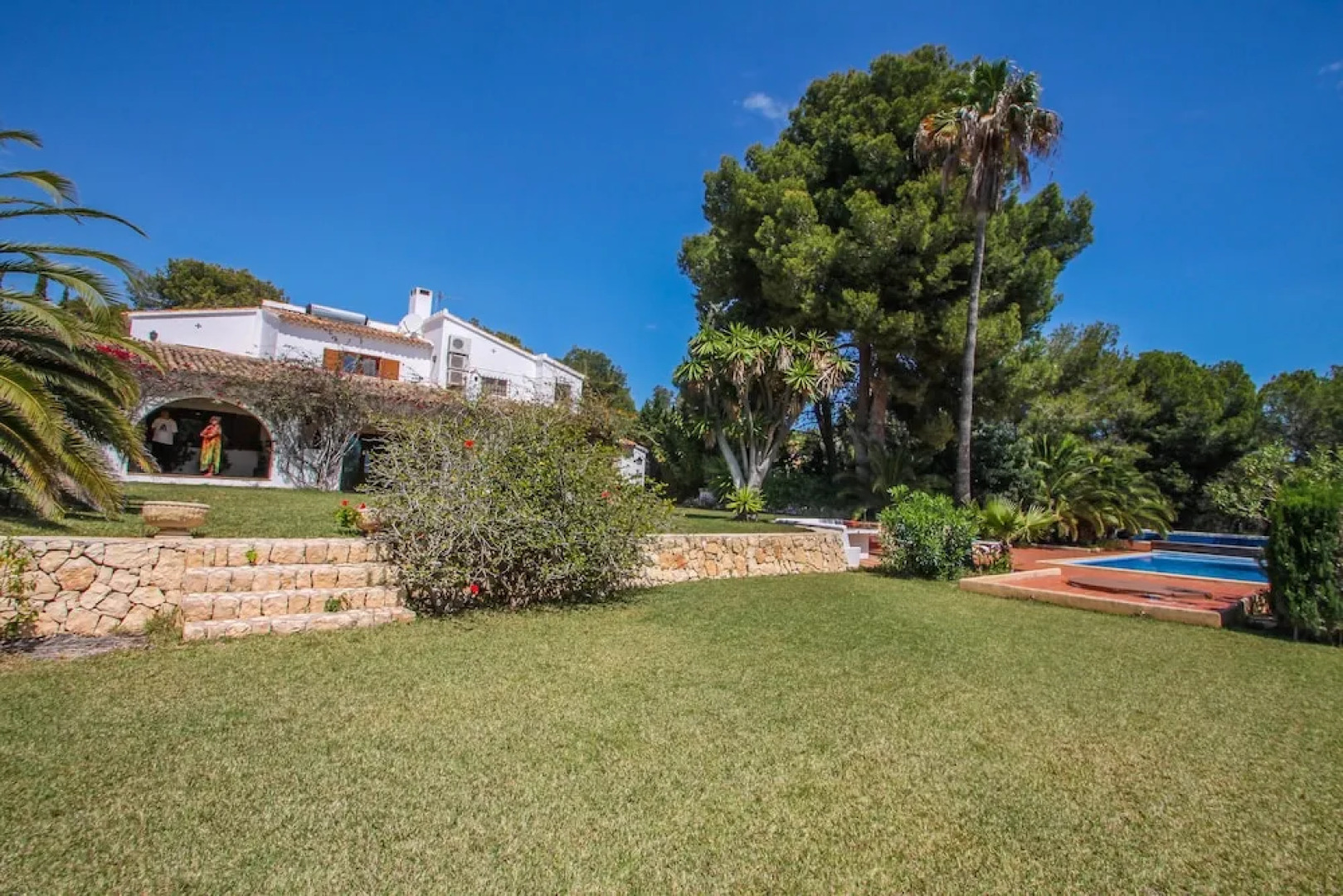 Finca Raiz - modern, well-equipped villa with private pool in Moraira