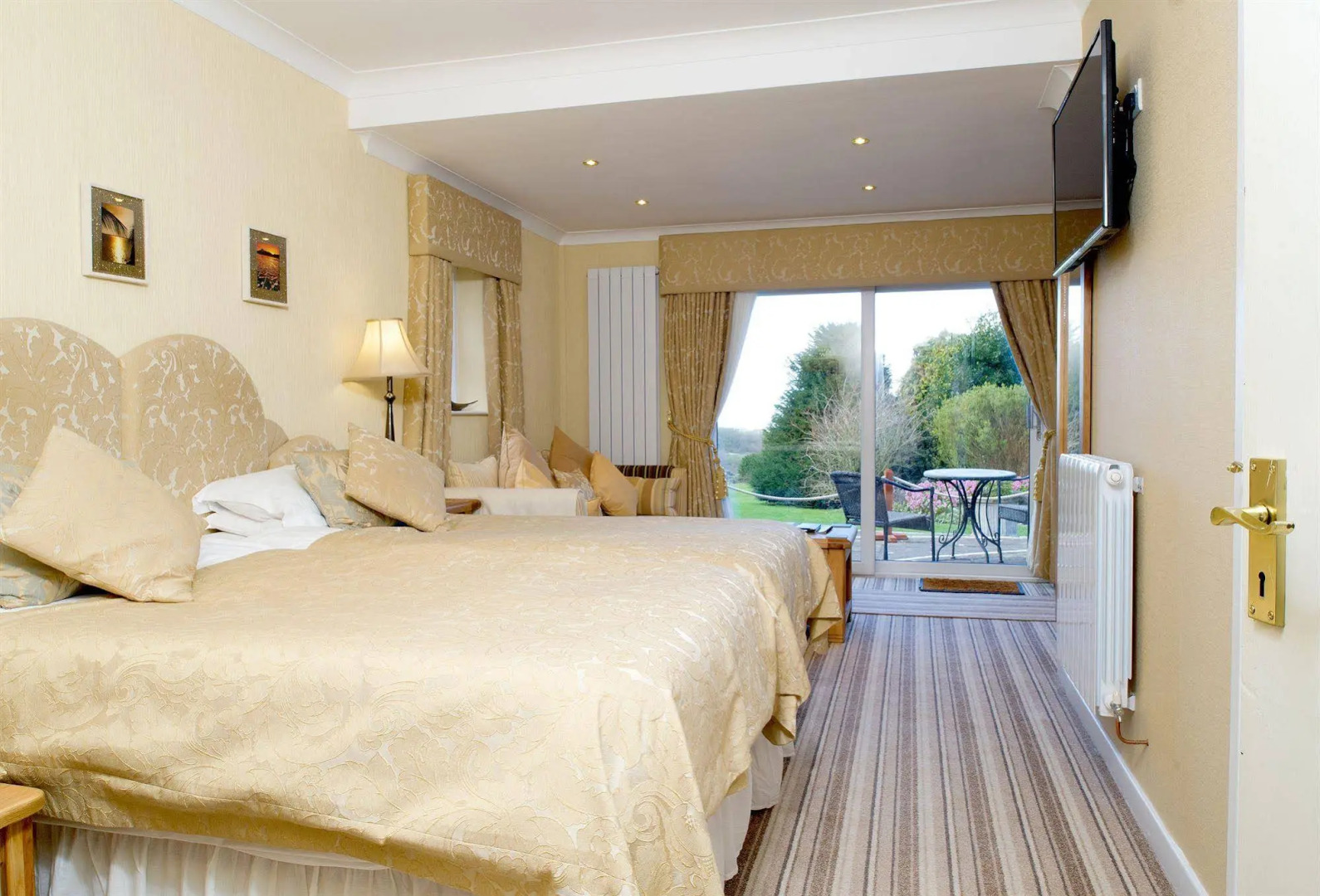 Ty'n Rhos Country House