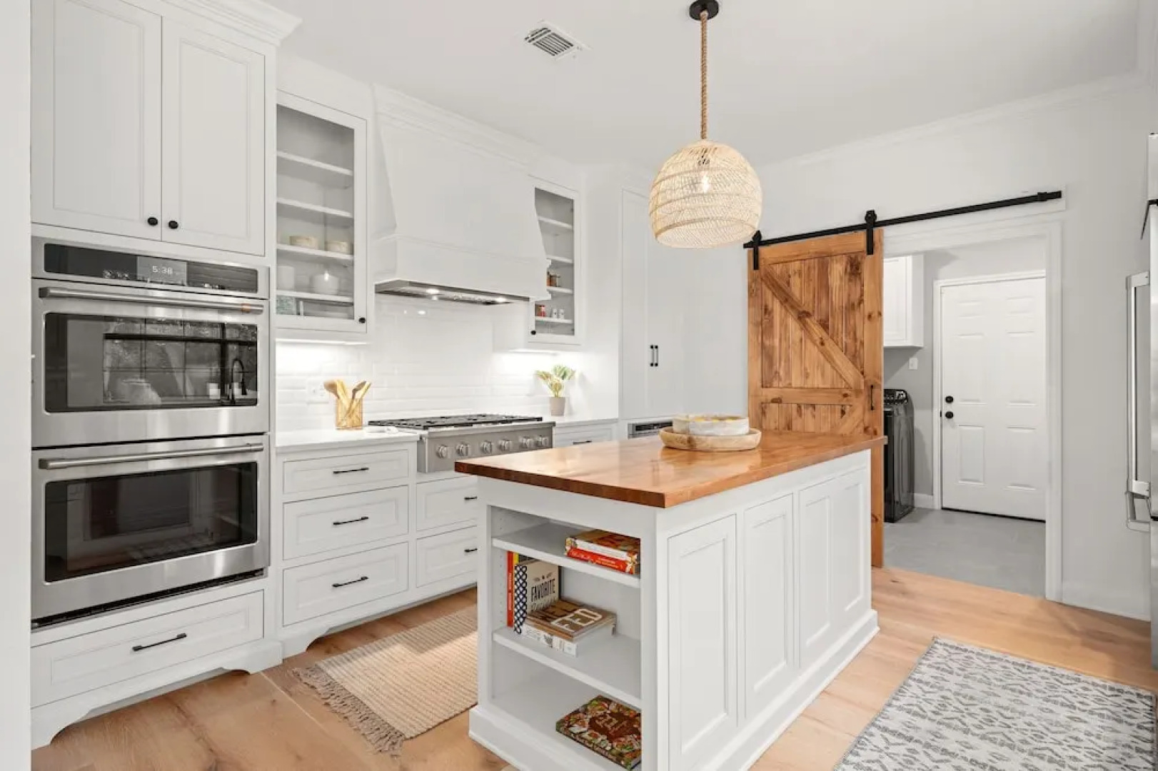 50 Acre Countryside Haven With Hiking Trails, Fossils, Pickleball Court, Basketball, Arcade, and Pool by RedAwning