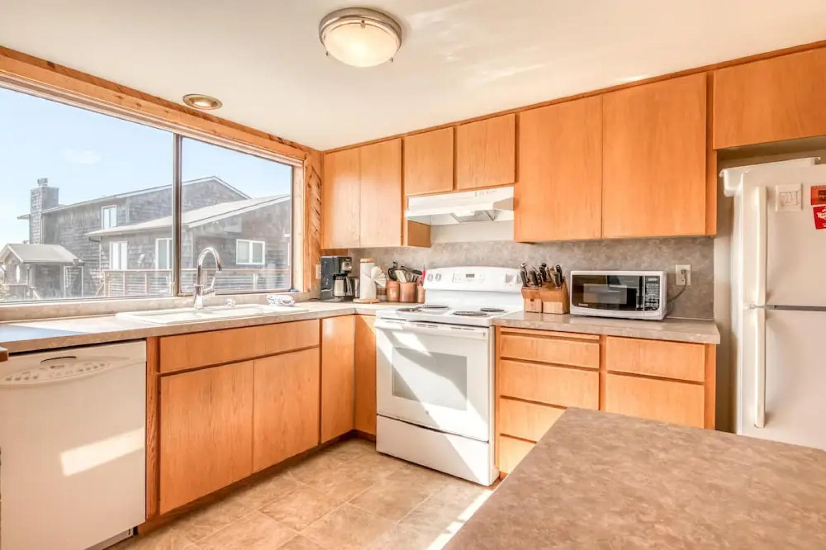 Osborne Beach House (MCA 139)