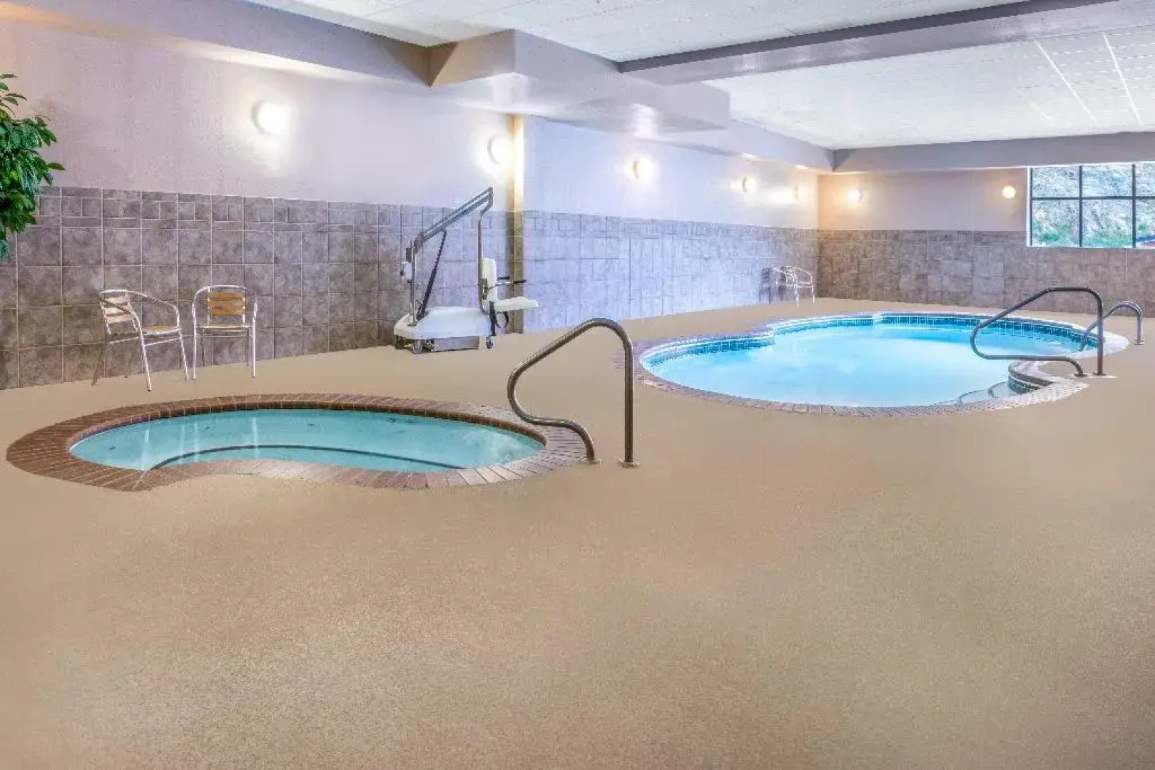 Holiday Inn Express Hotel & Suites Deadwood-Gold Dust Casino by IHG