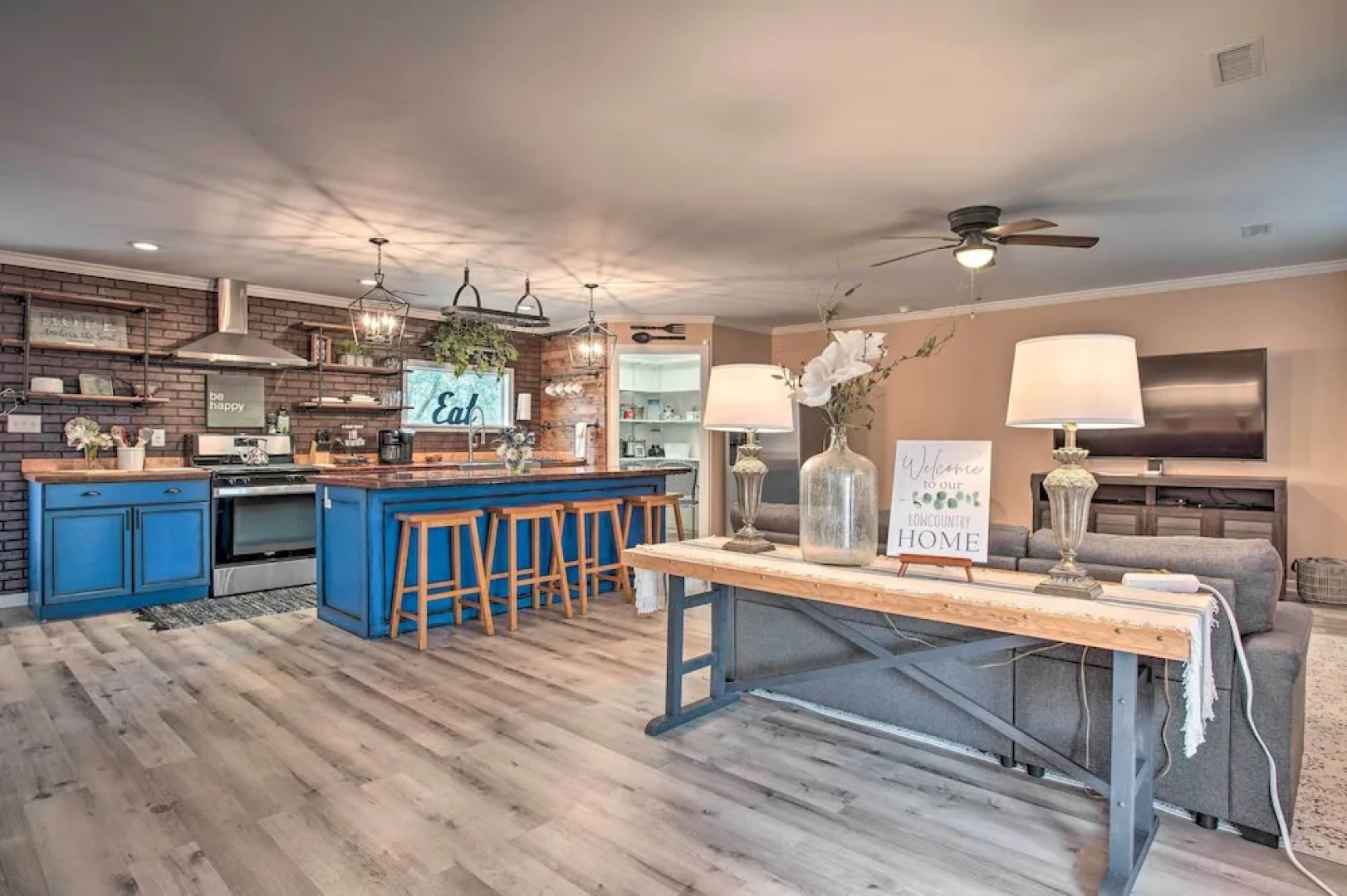 Charming Retreat on 20 Acres w/ Private Lake!