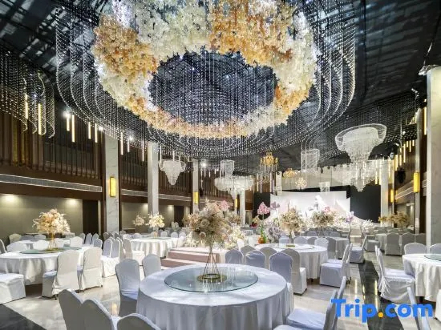 Anji International Holiday Hotel