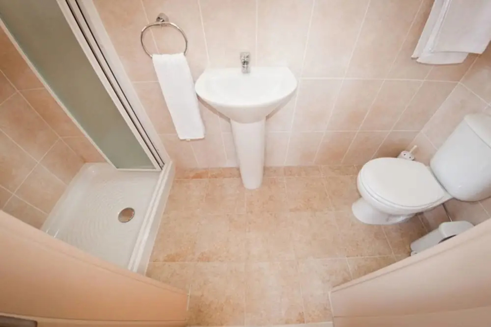 Private Roof Top Terrace Overlooking Pool in Pyla