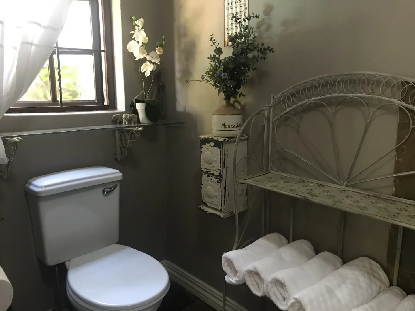 Waterhouse Guest Lodges 202 Lawley Street