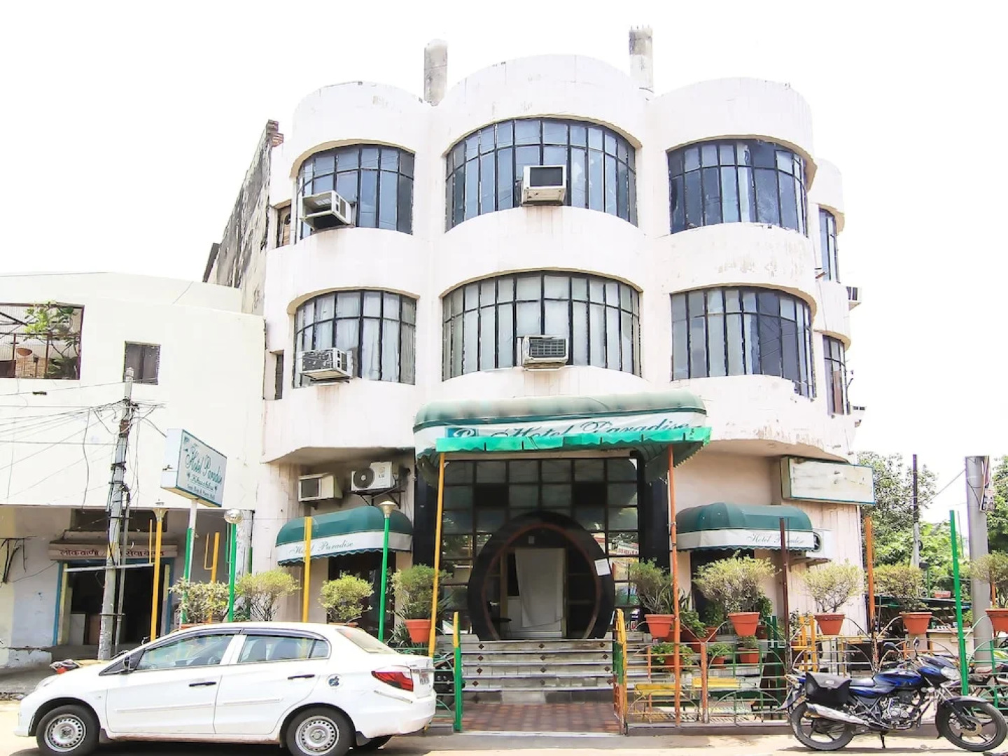 OYO 2569 Hotel Paradise