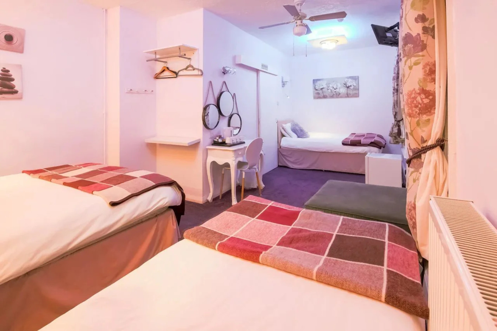 OYO Hotel Mj Kingsway