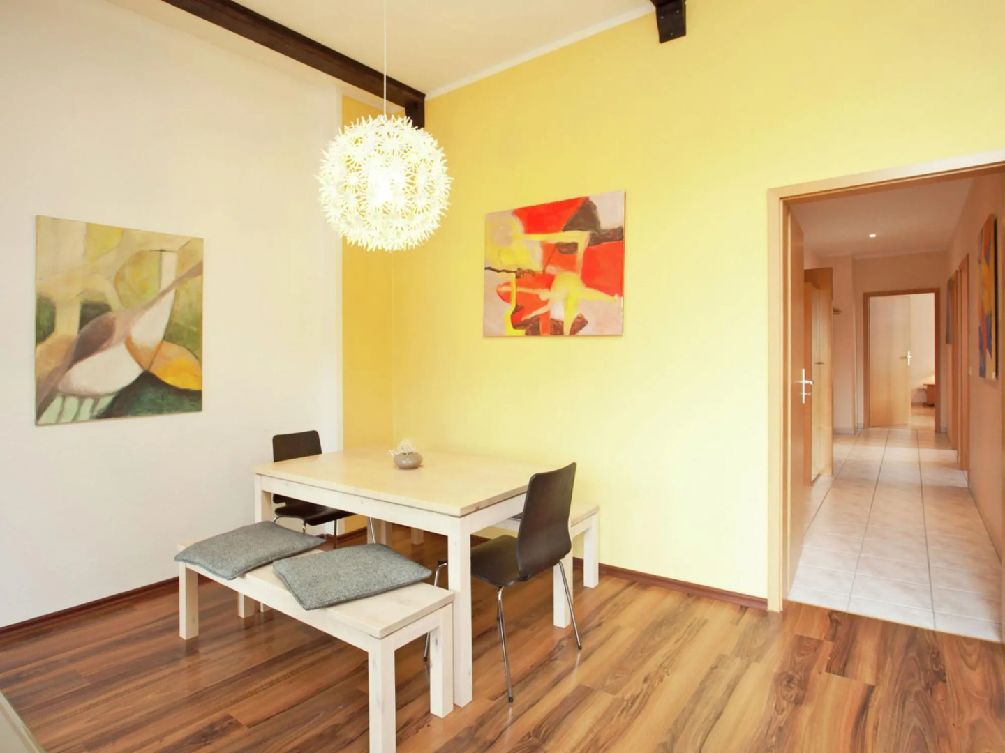 Elegant Villa in Borstendorf