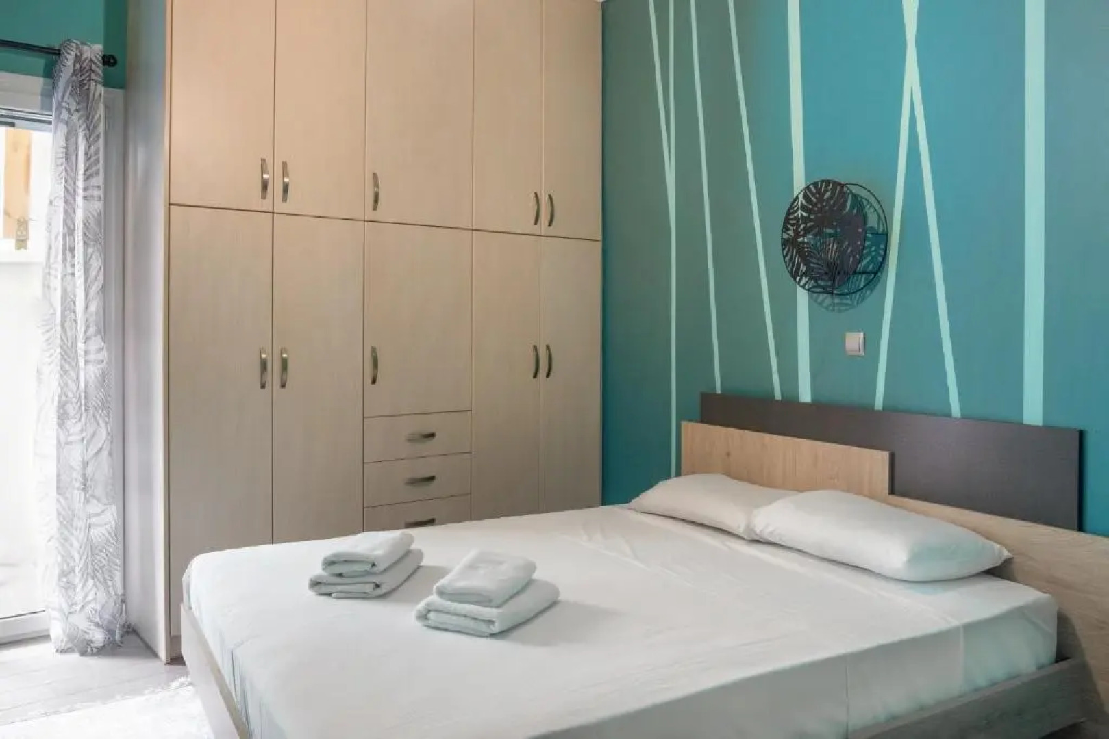 Modern 1-bedroom apartment, 10 mins from metro