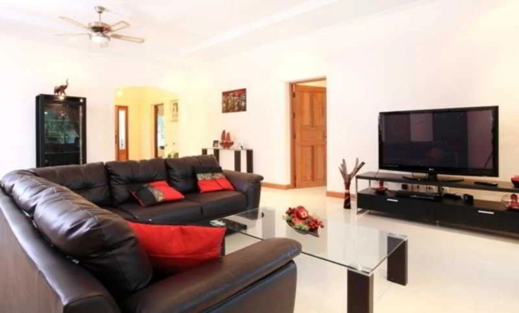 The Chase & Foxlea Villas