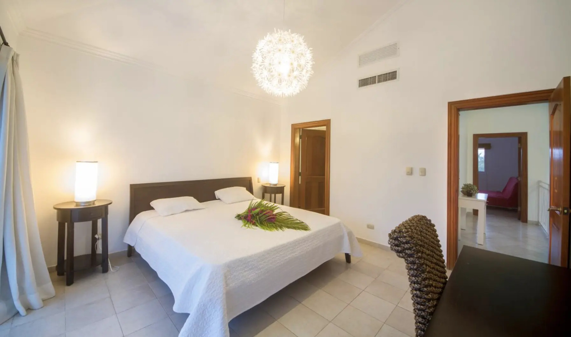 Villa in Bavaro for rent (Cocotal Golf & Country Club) – pool, billiards, maid