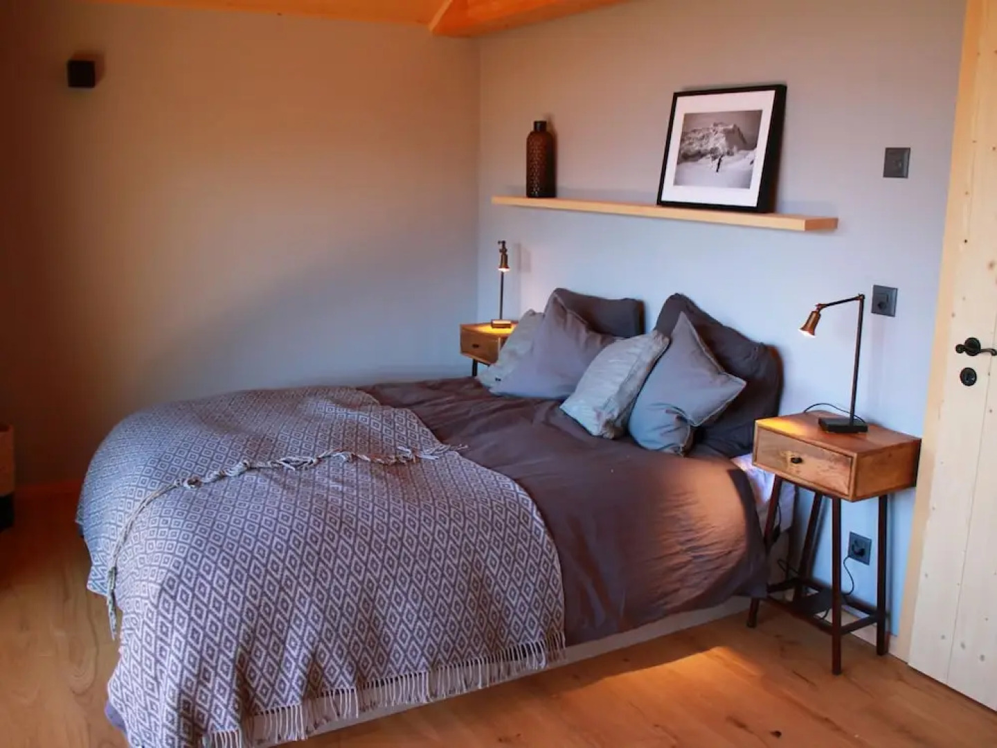 Chalet in La Tzoumaz Near Ski Lift