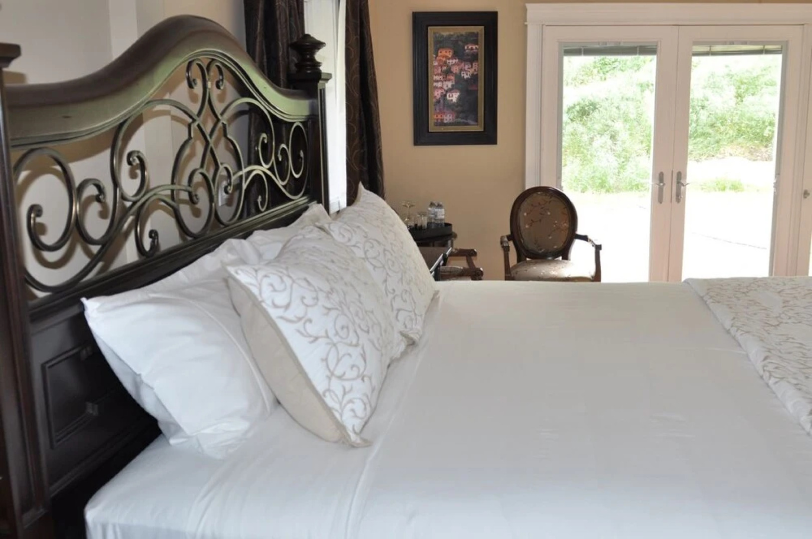 Serenata Guesthouse & Vineyard Retreat