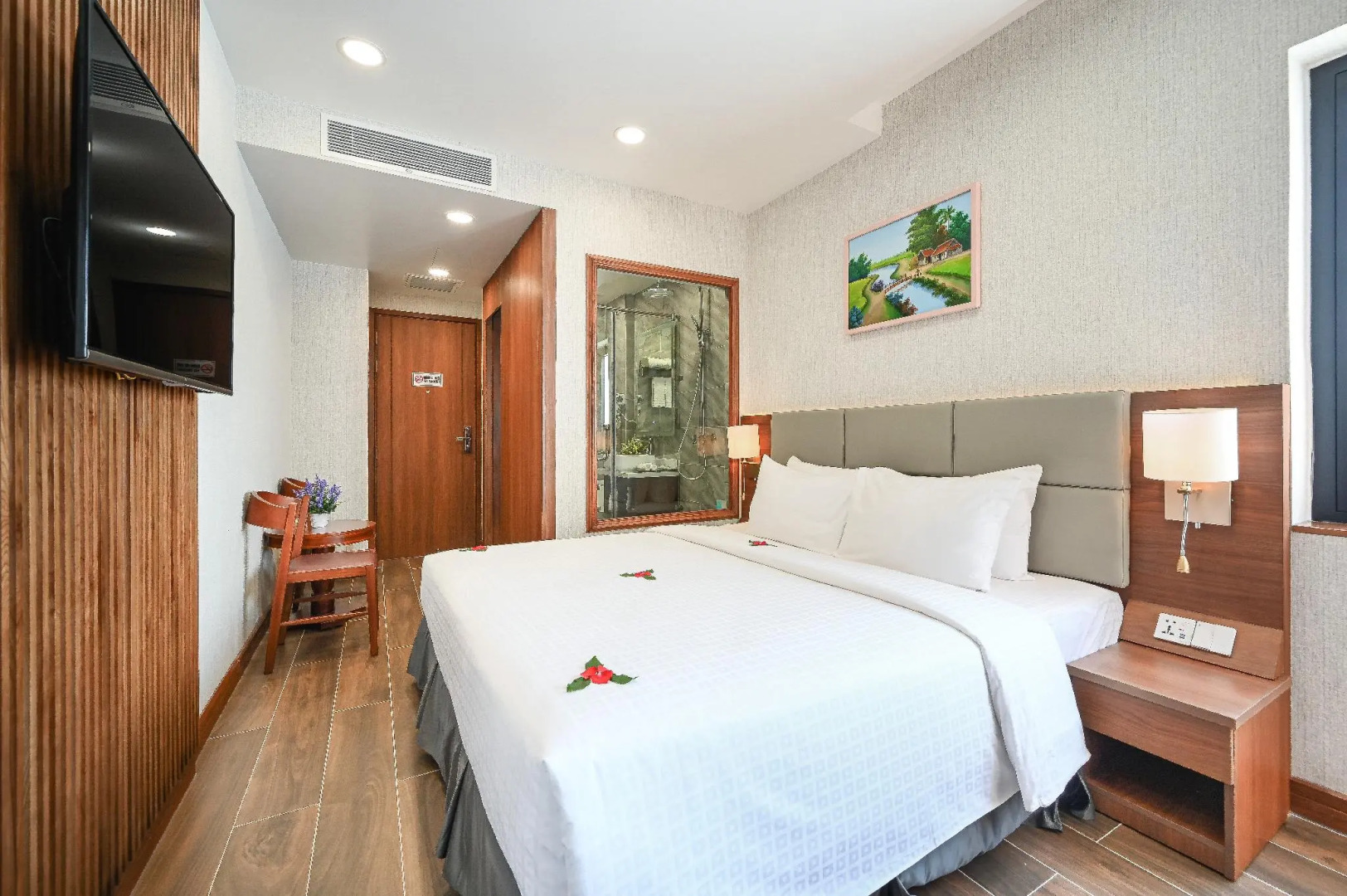 Phuc Nguyen Luxury Hotel