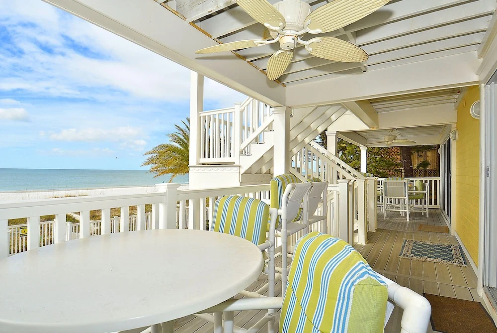 Sunset Villas 1 Beachfront/awesome Views/pool/bbq