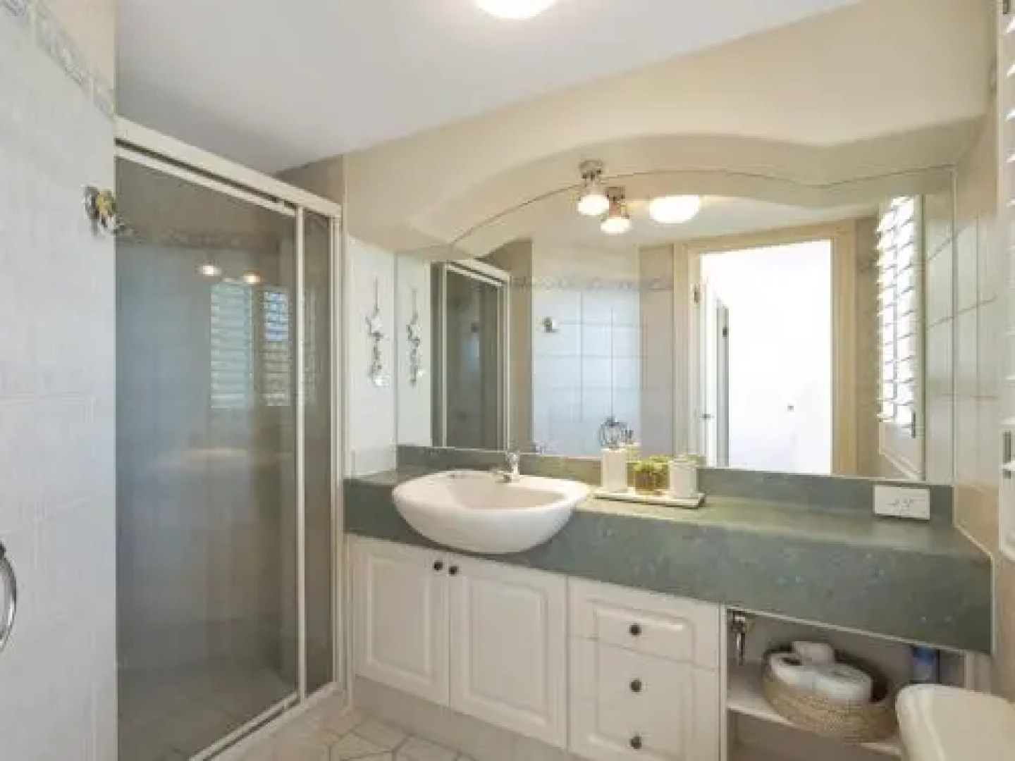 Casa Del Rey, Unit 5