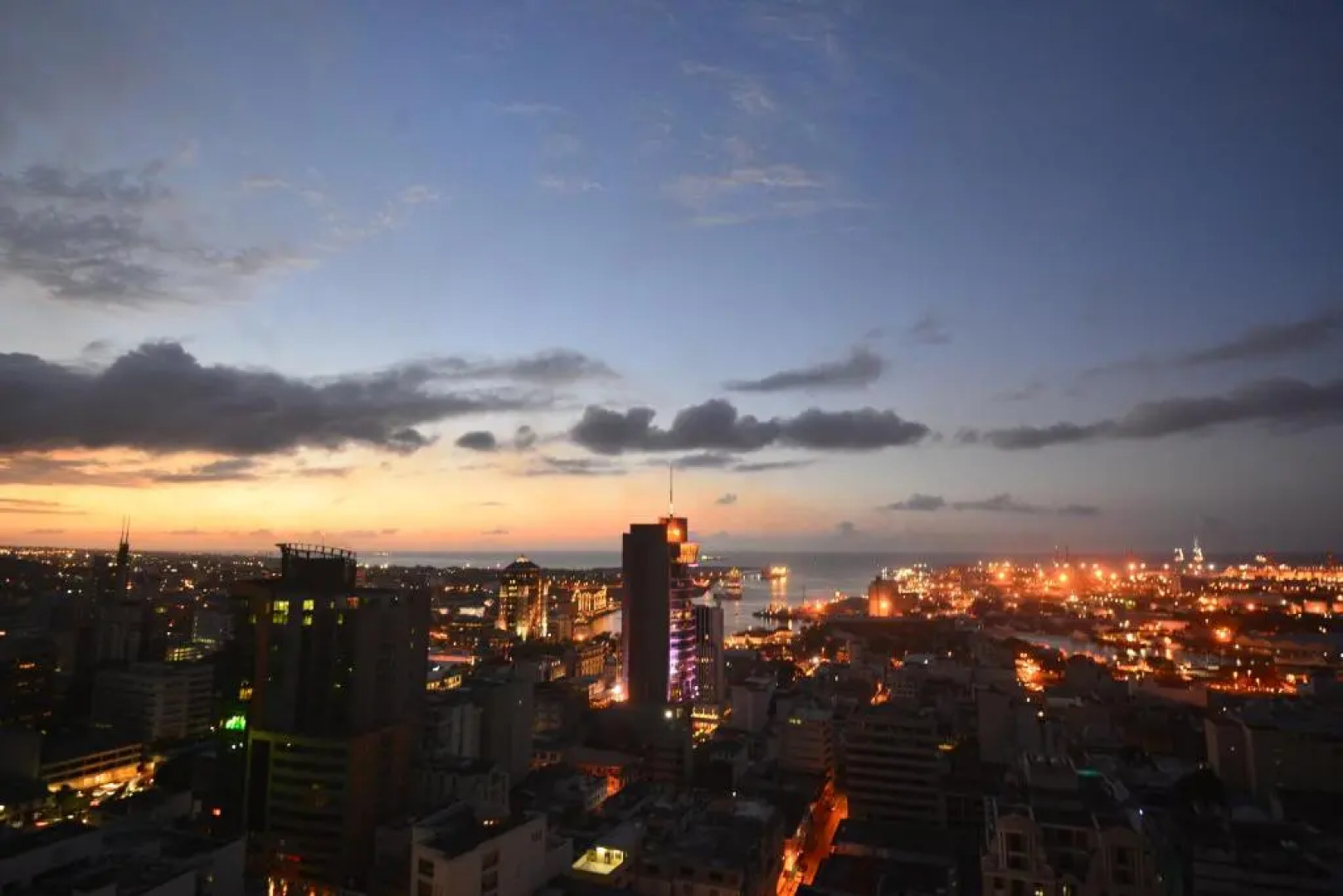 Citadelle Mall Apartments