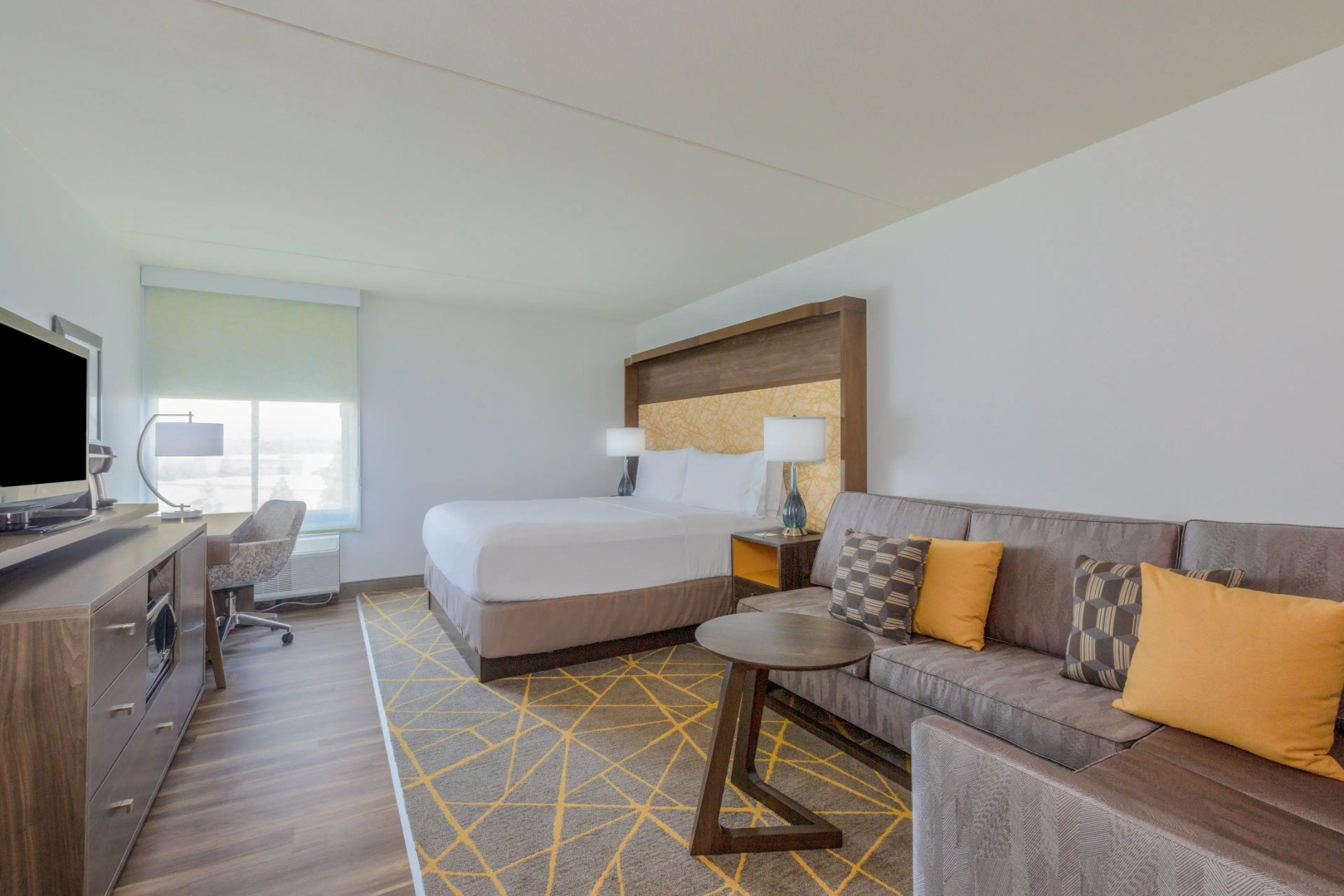Holiday Inn La Mirada – Buena Park by IHG