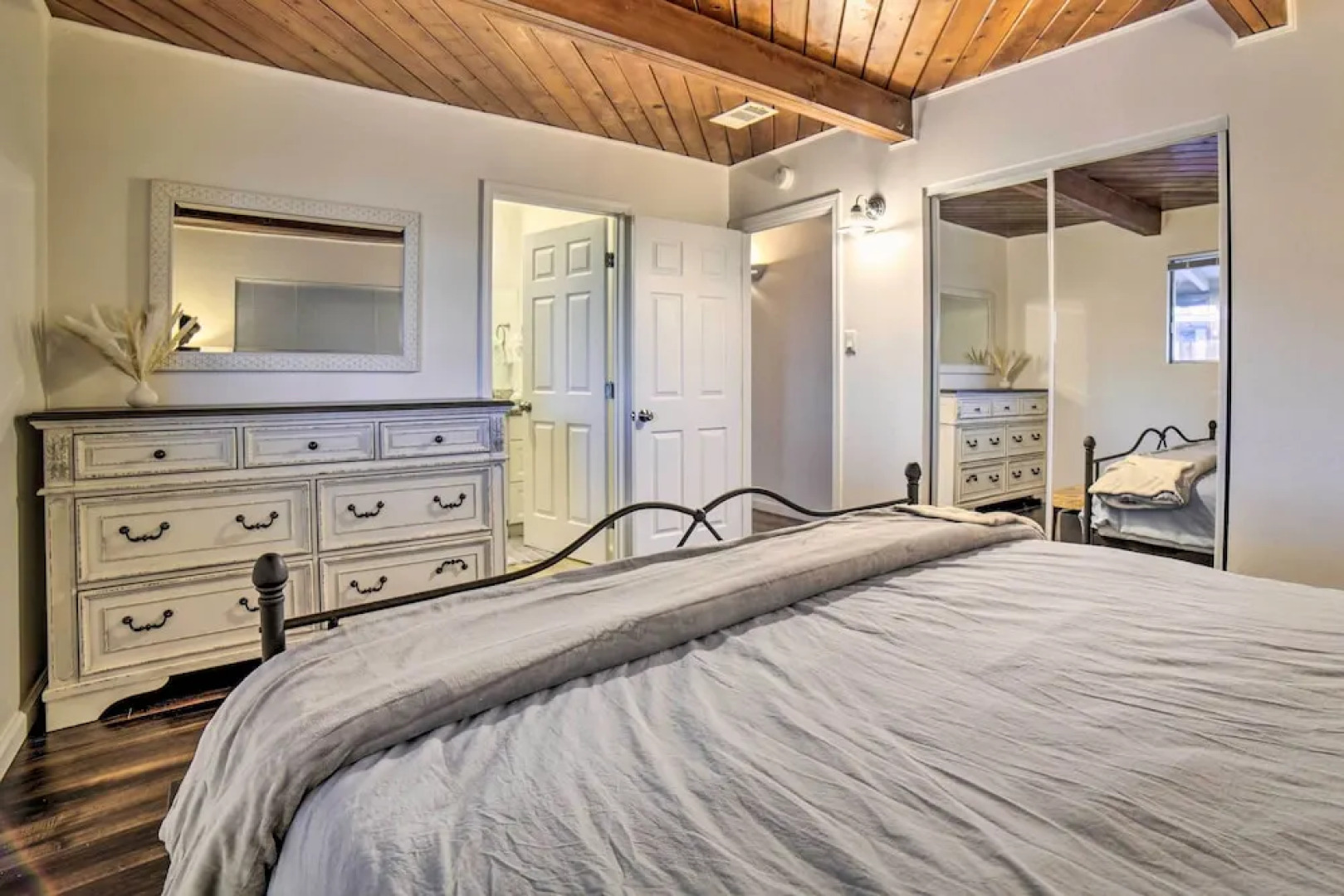 Gateway to Mt Rose Ski! Reno Home w/ Fireplace