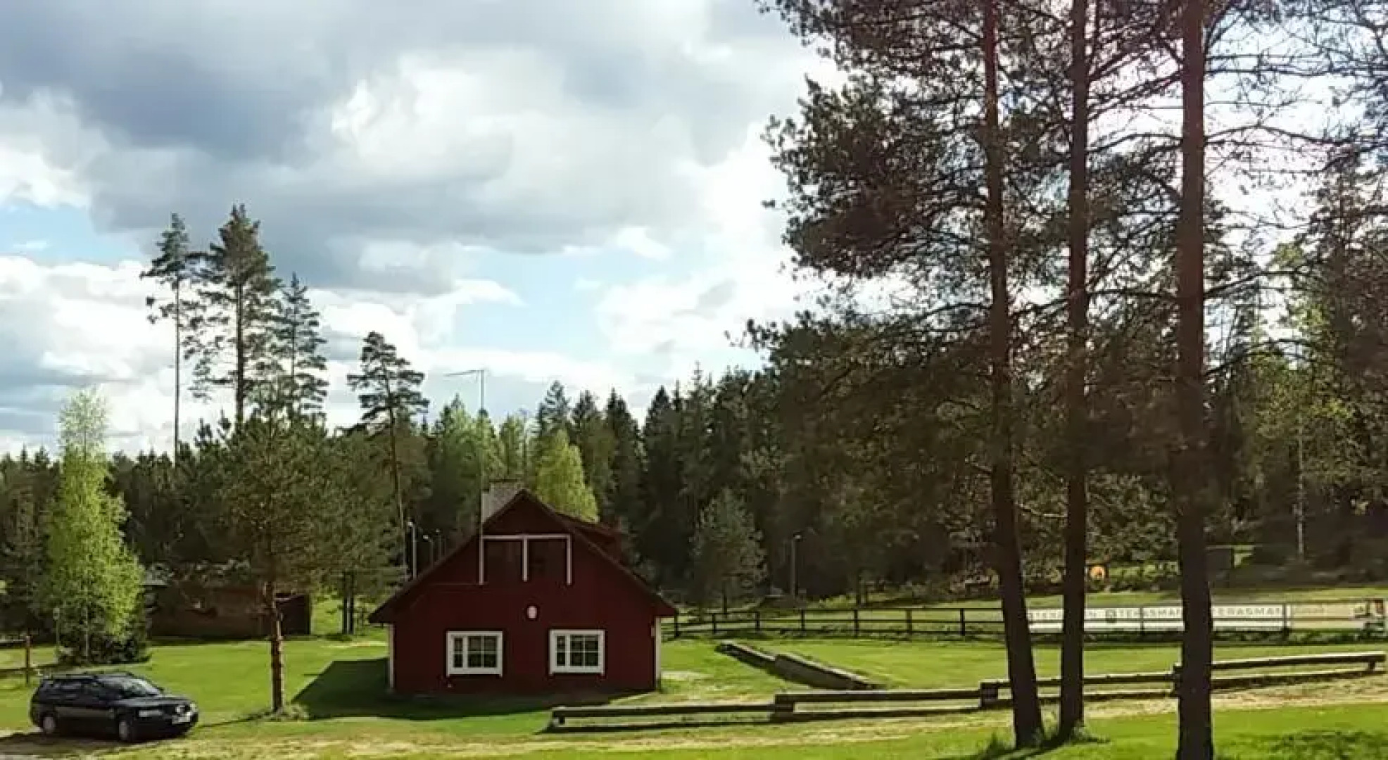 Sports Center Valgehobusemägi Holiday House