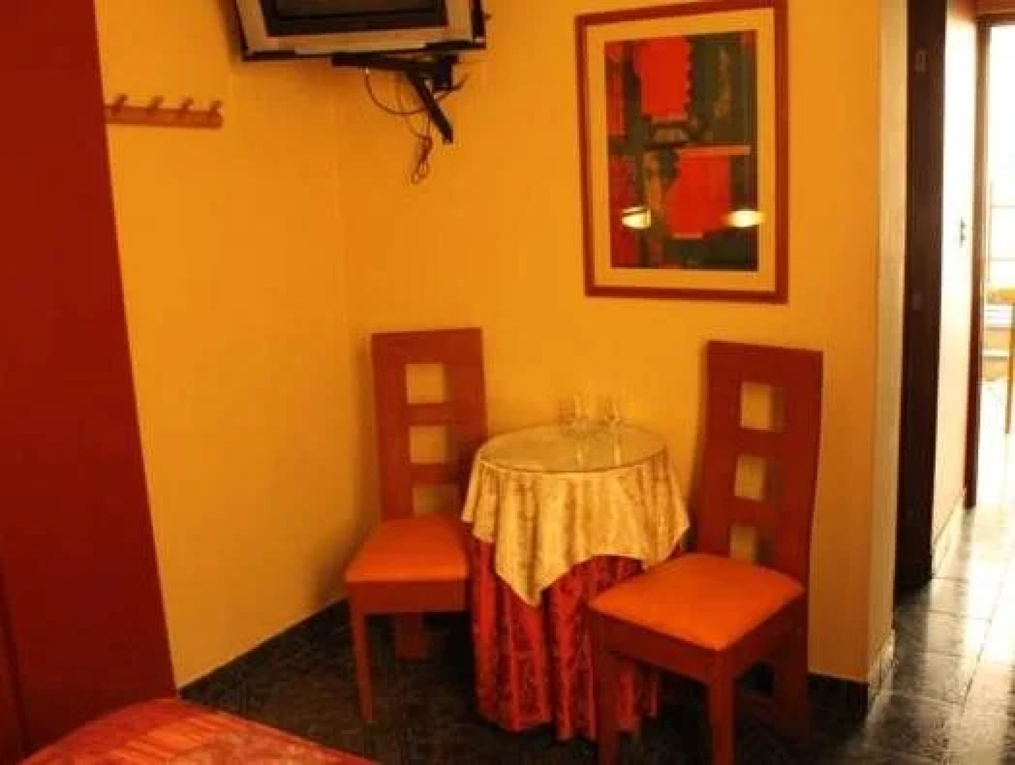 Hostal Milano Surco