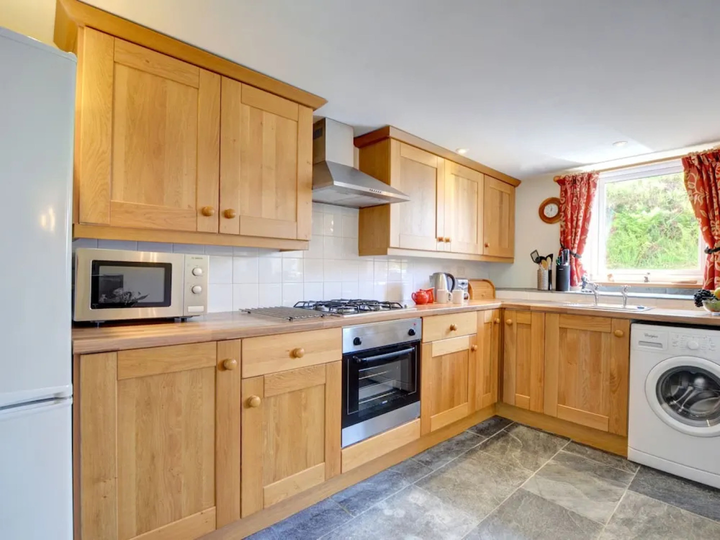 Charming Holiday Home in Llangurig With Garden