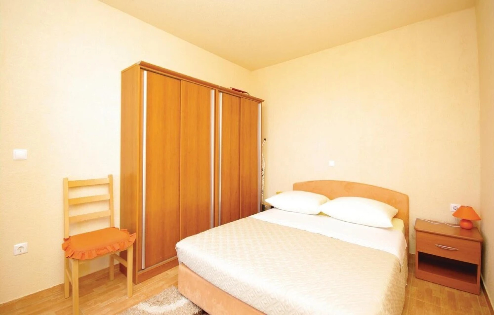 Stunning Home in Bast With Wifi and 1 Bedrooms