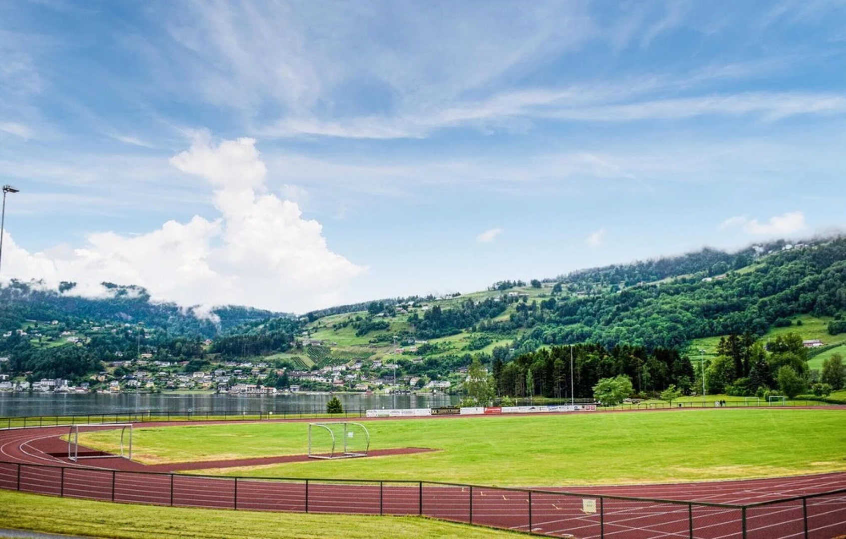 Beautiful Home in Ulvik With 4 Bedrooms and Wifi