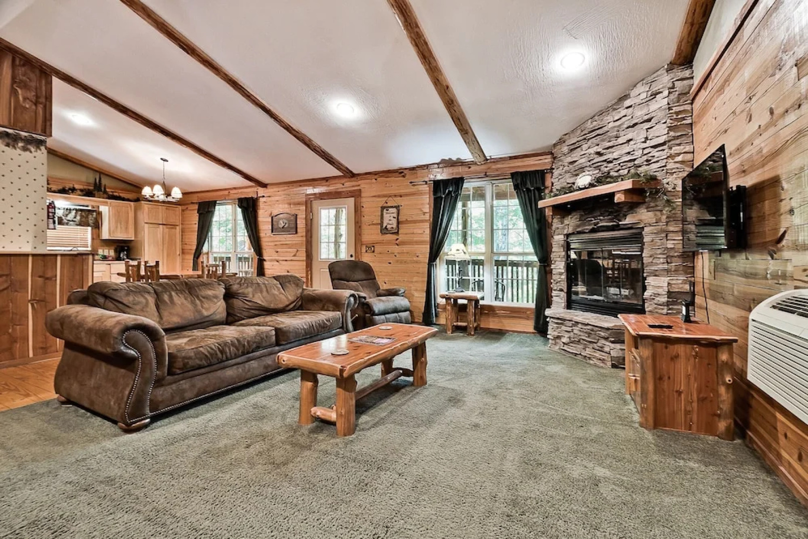 Lake Forest Luxury Log Cabins
