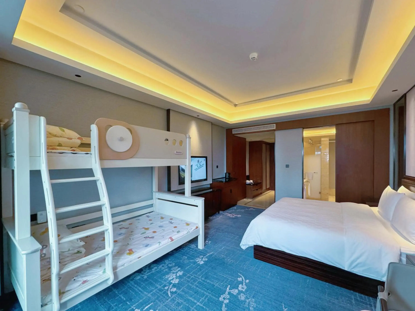 HUALUXE Leshan by IHG