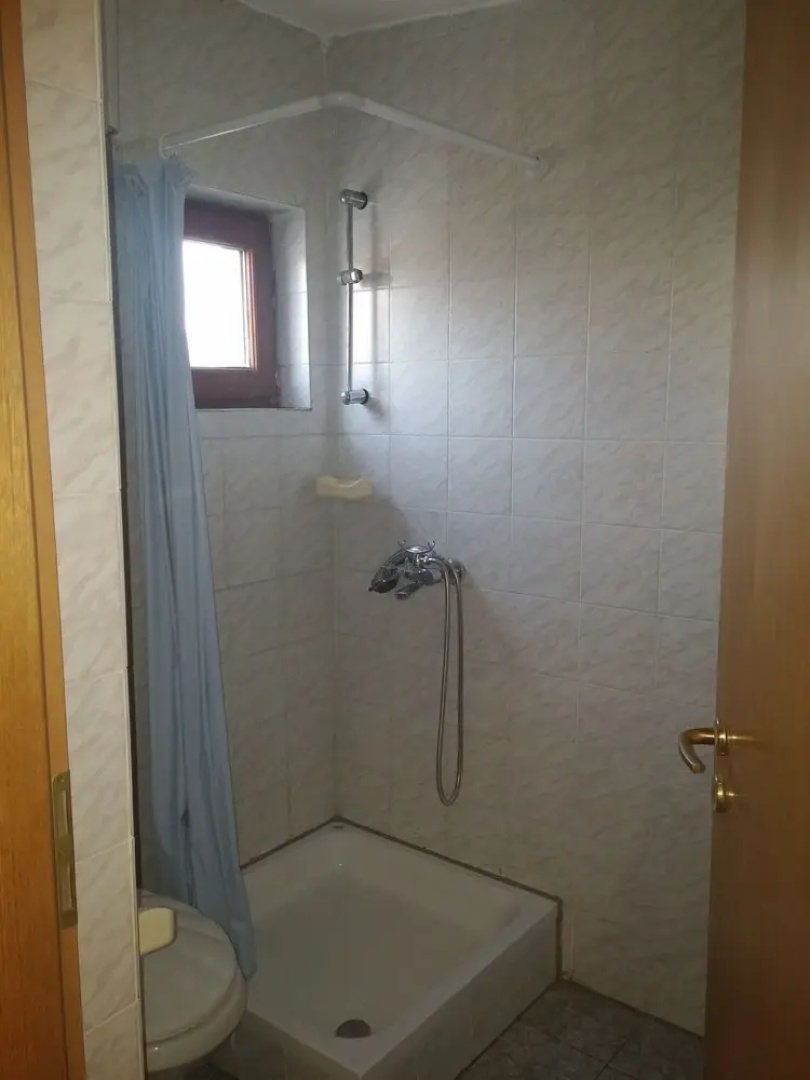 Stunning 1-bed Apartment in Zubovići