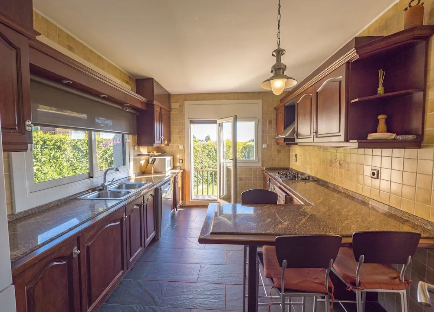 HomeHolidaysRentals Niza - Costa BCN