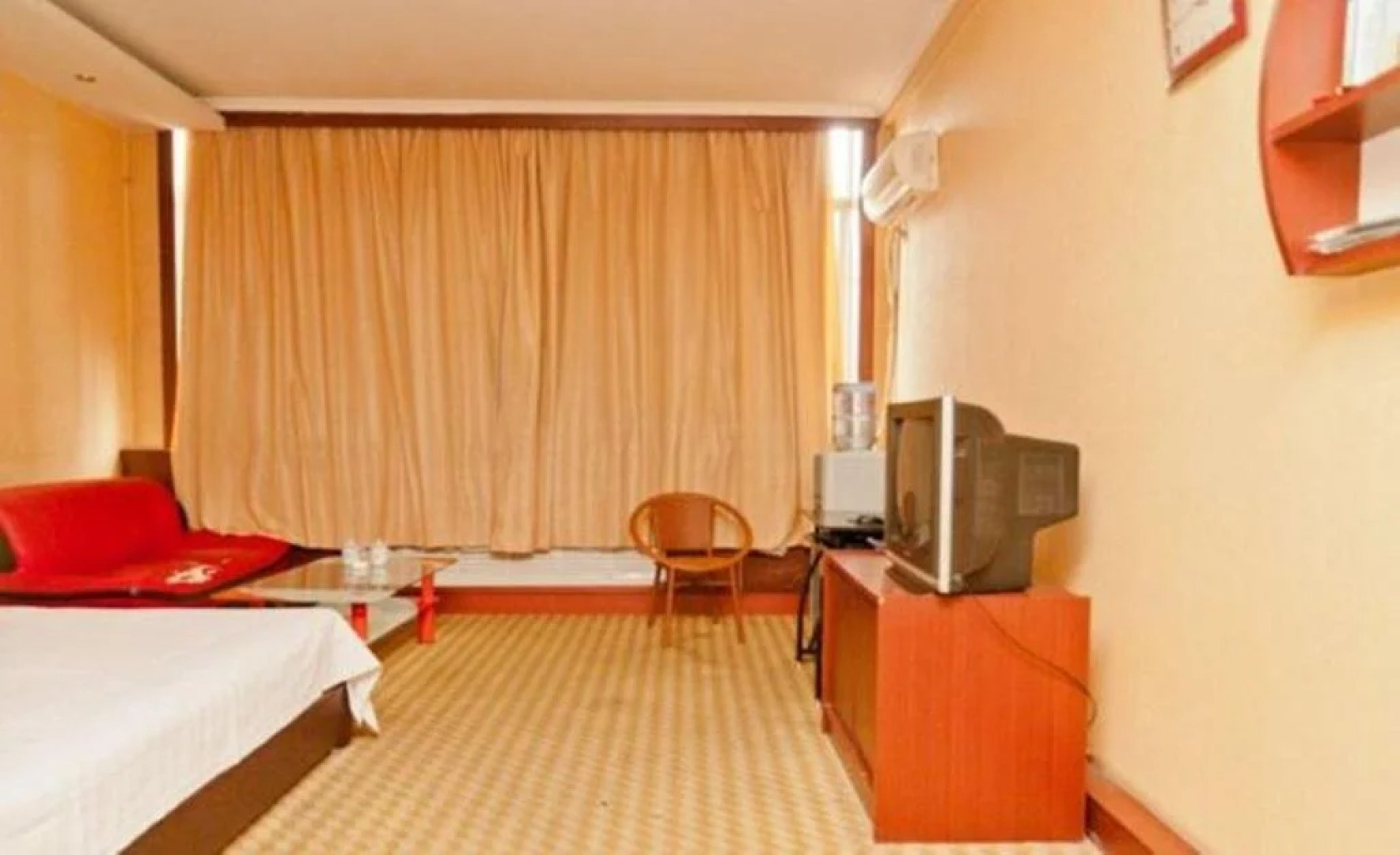 Zouping Mingzhu Business Hotel