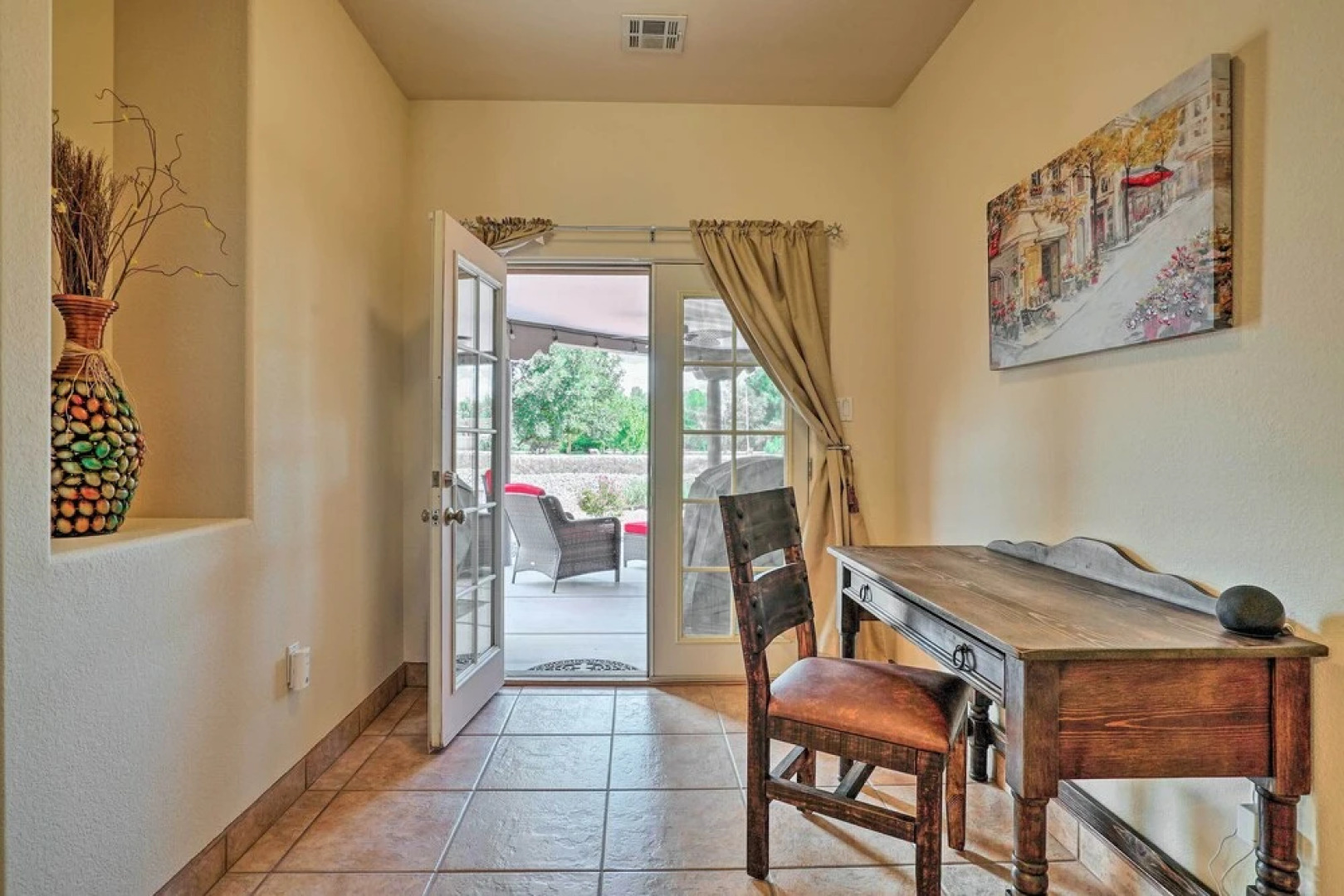 Rustic Las Cruces Escape - 2 Mi to Nmsu!