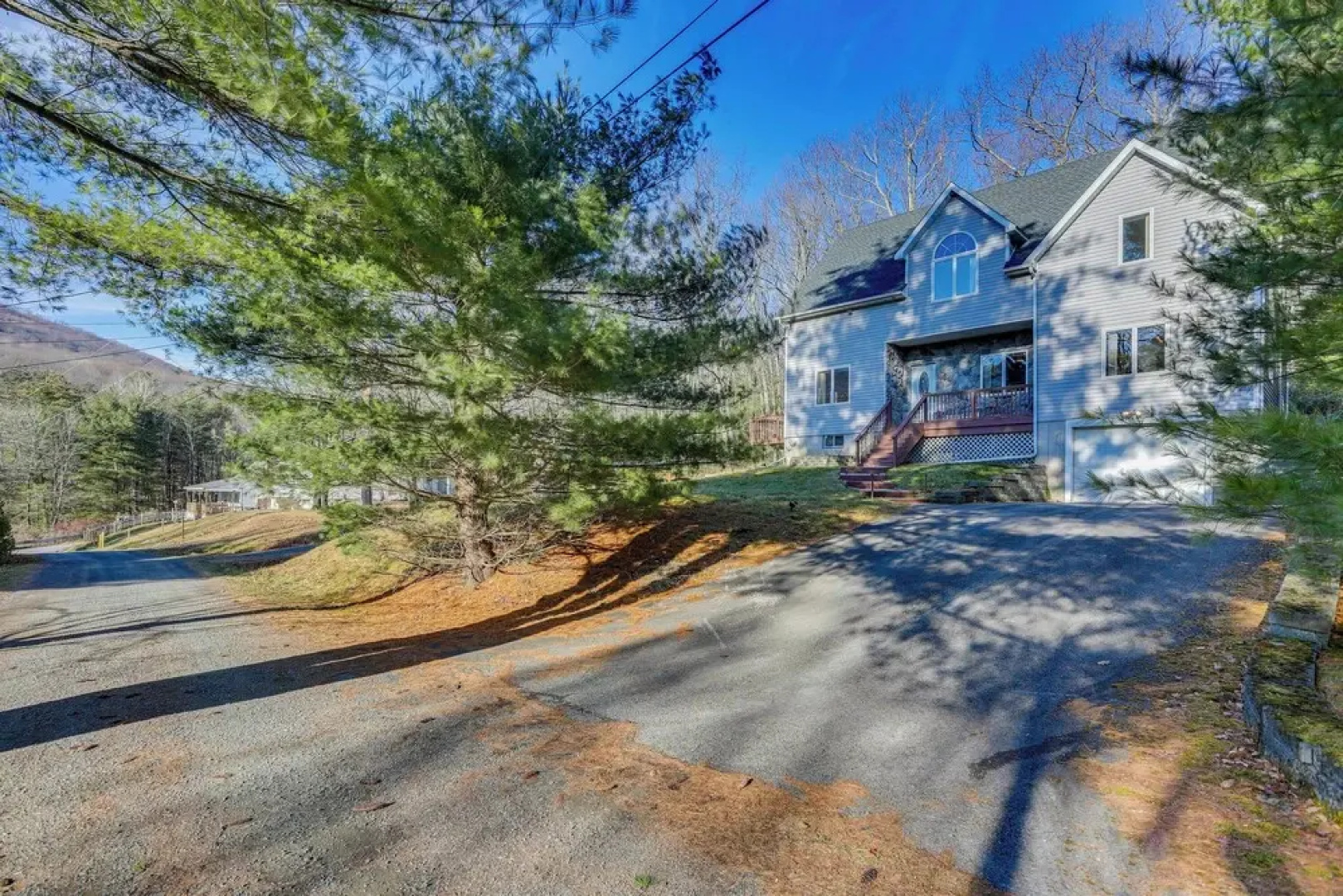 Secluded Kerhonkson Retreat With Deck + Views!