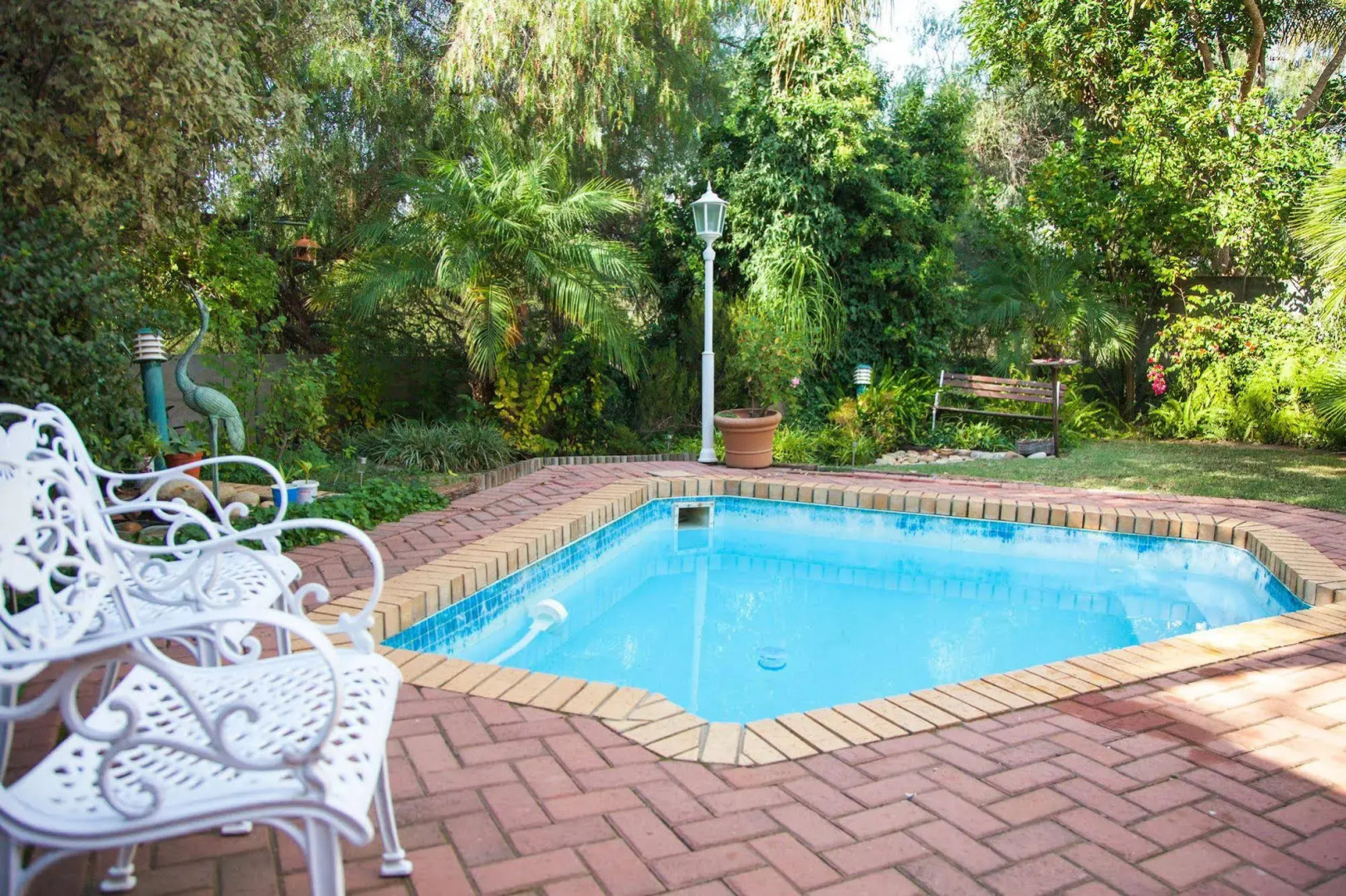 Feather Nest Guest House