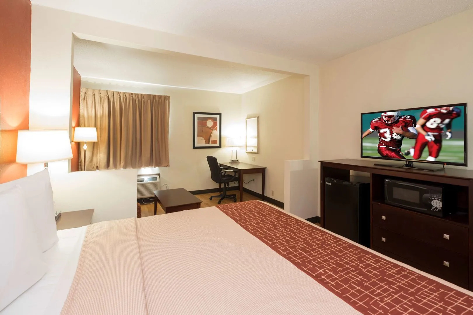 Red Roof Inn & Suites Cincinnati North - Mason