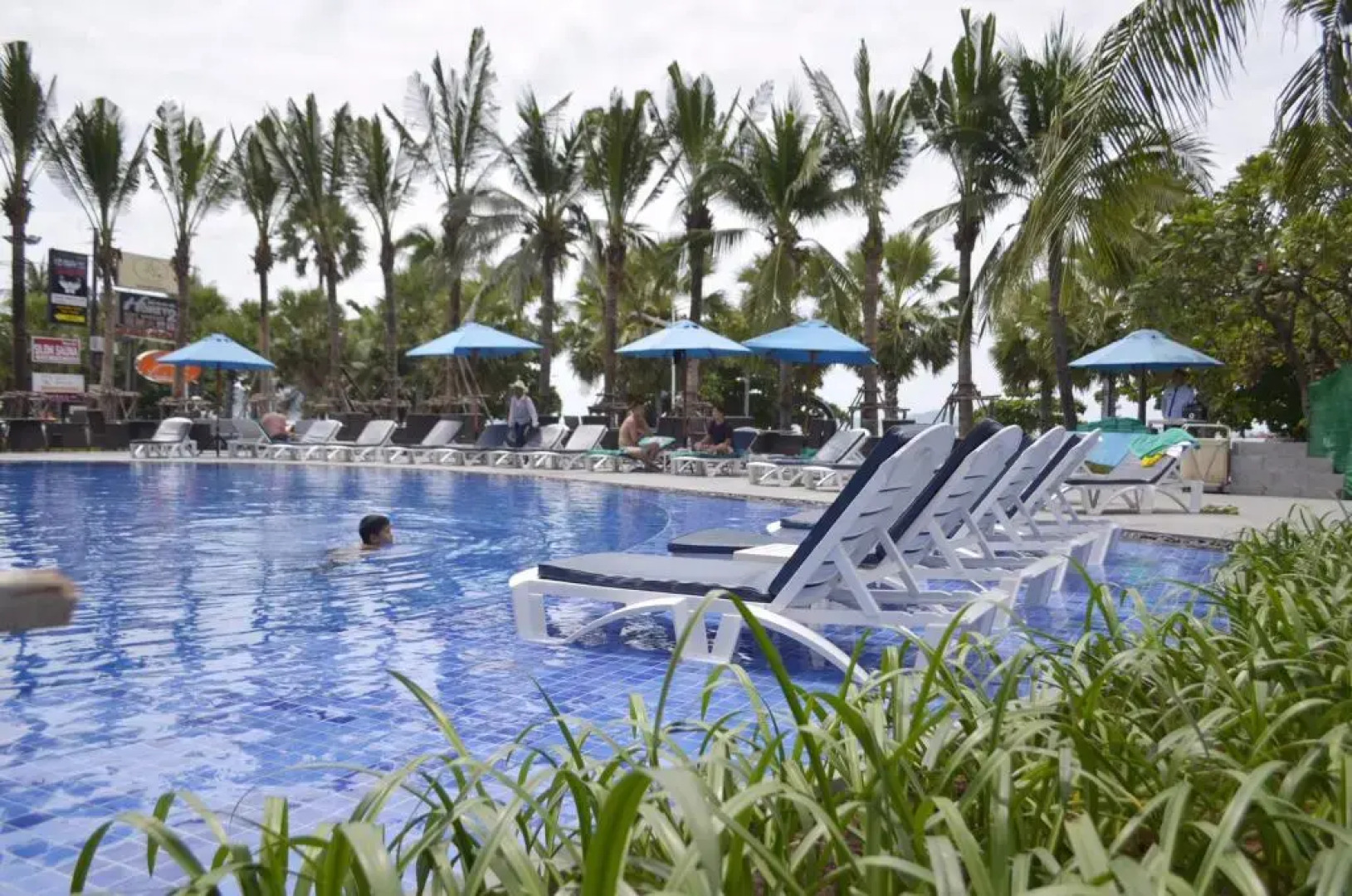 A-One The Royal Cruise Hotel Pattaya