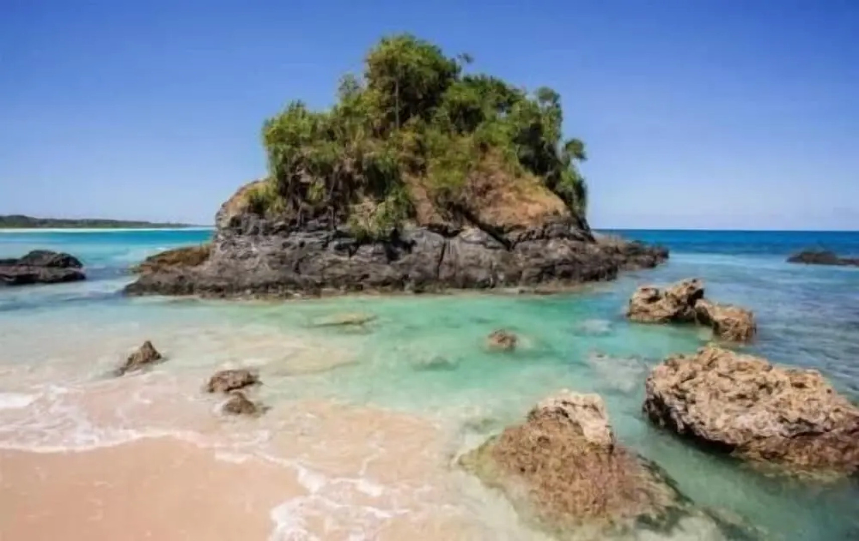 Rua Beach Resort Sumba