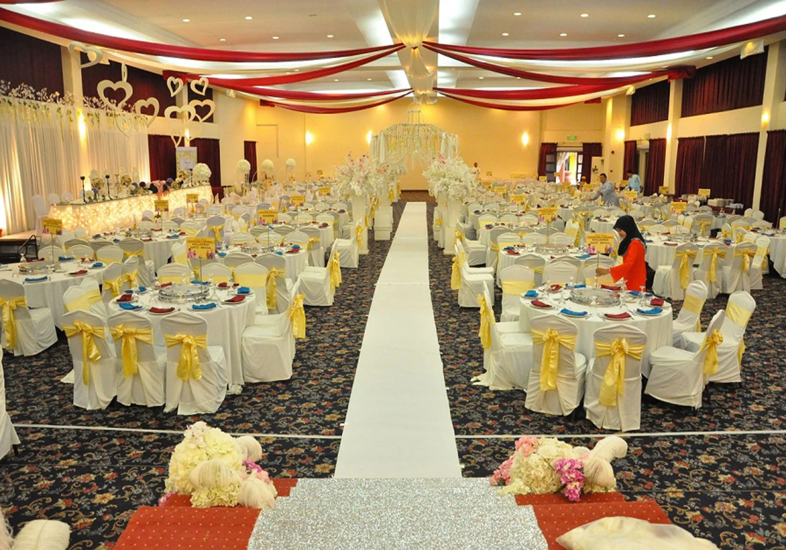 Bukit Merah Laketown Resort