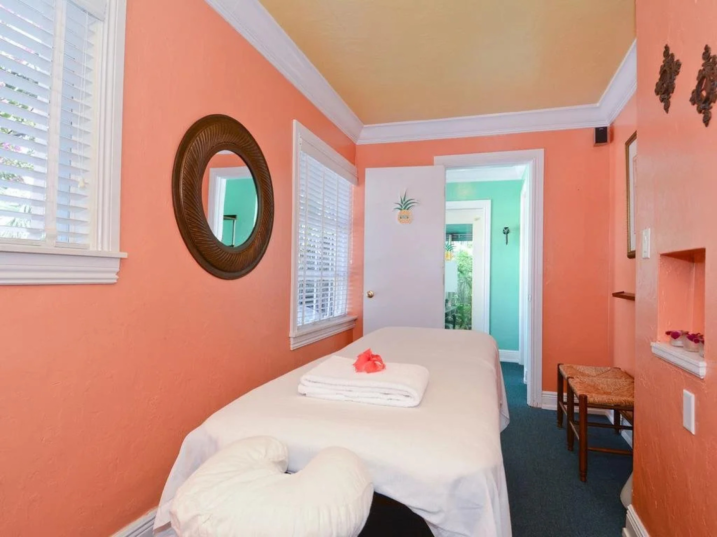 Pineapple Point Guest House