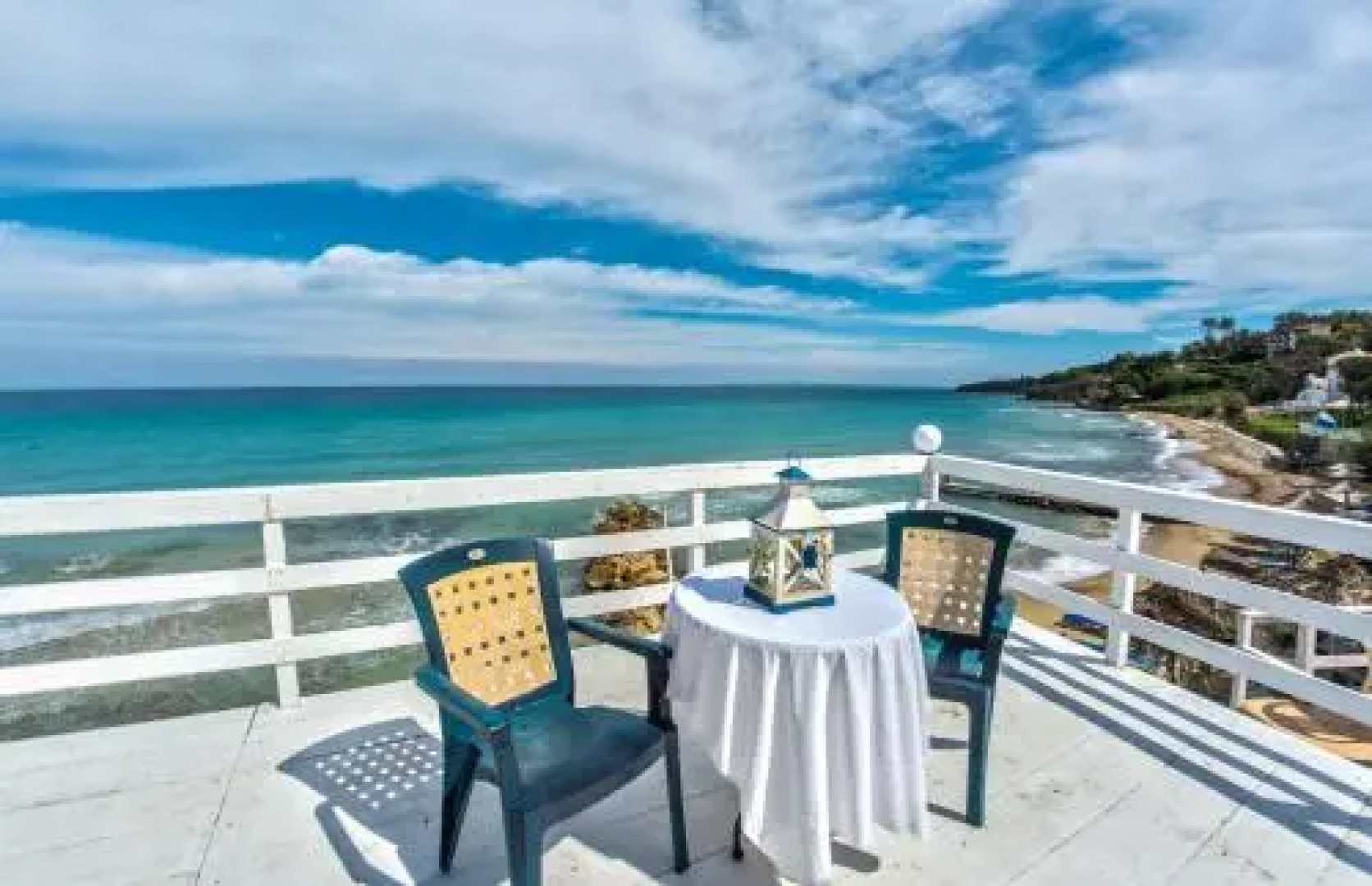 Loukas Apartments On The Waves