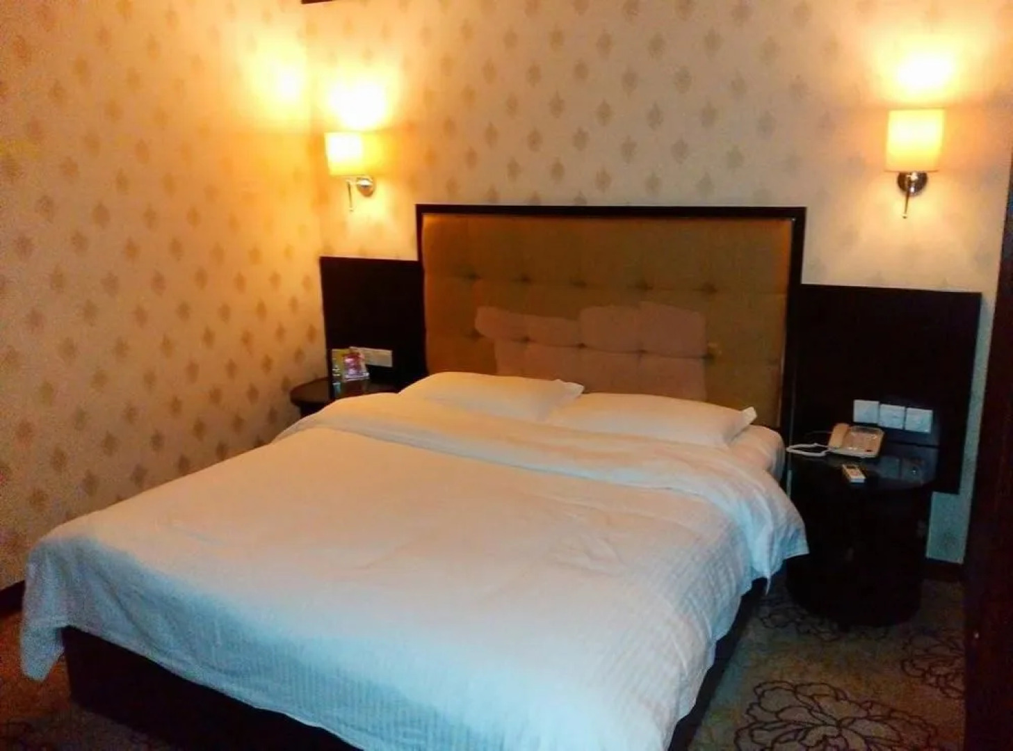 Kaili Business Hotel