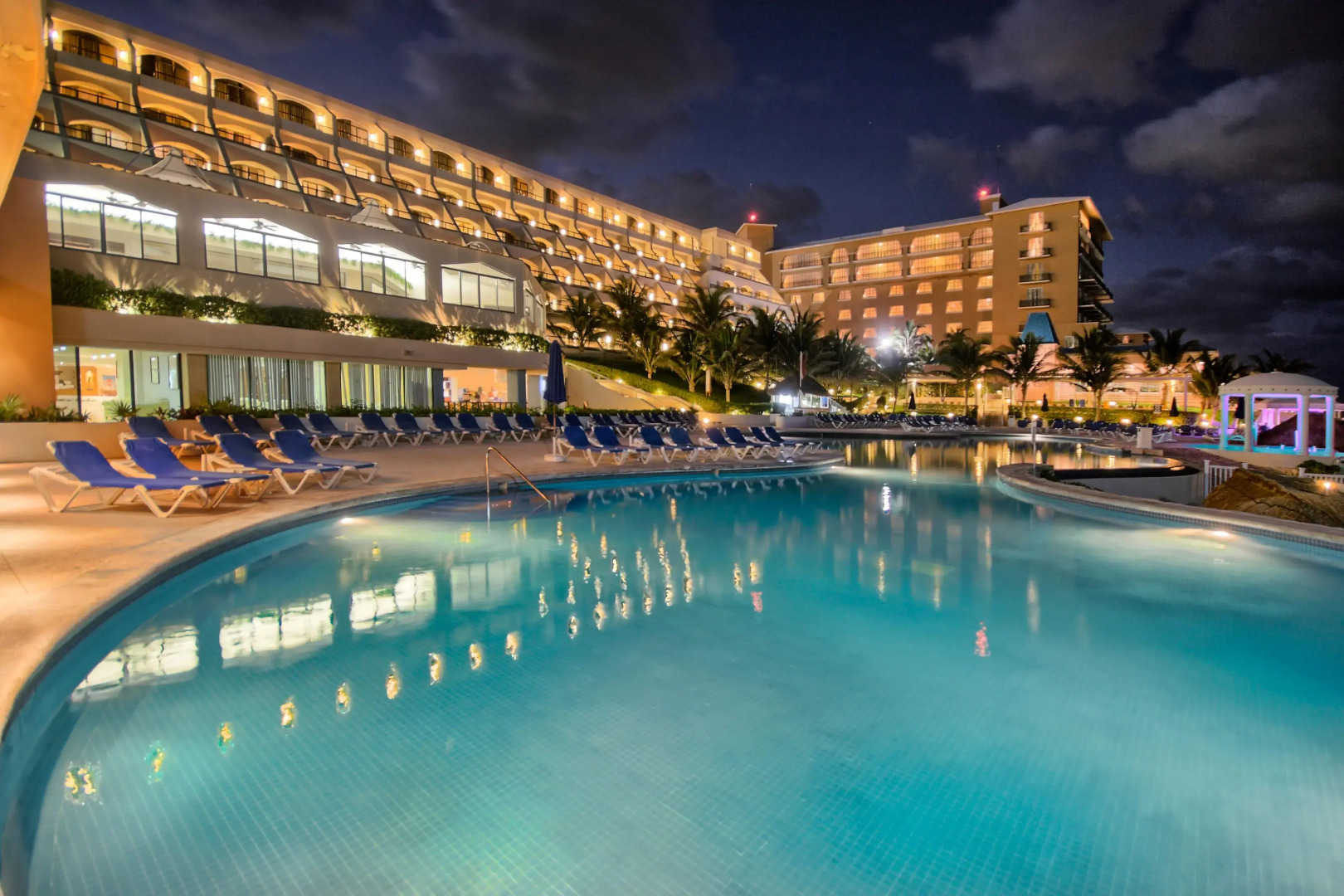 Golden Parnassus Resort & Spa All Inclusive