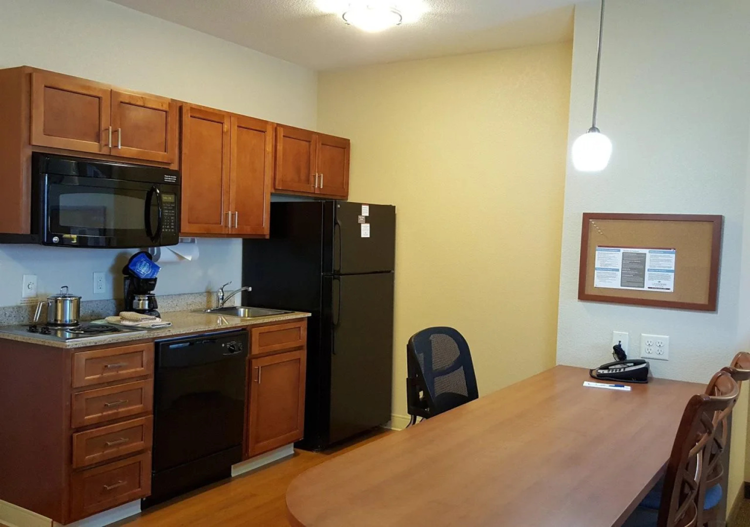 Candlewood Suites Portland Airport by IHG