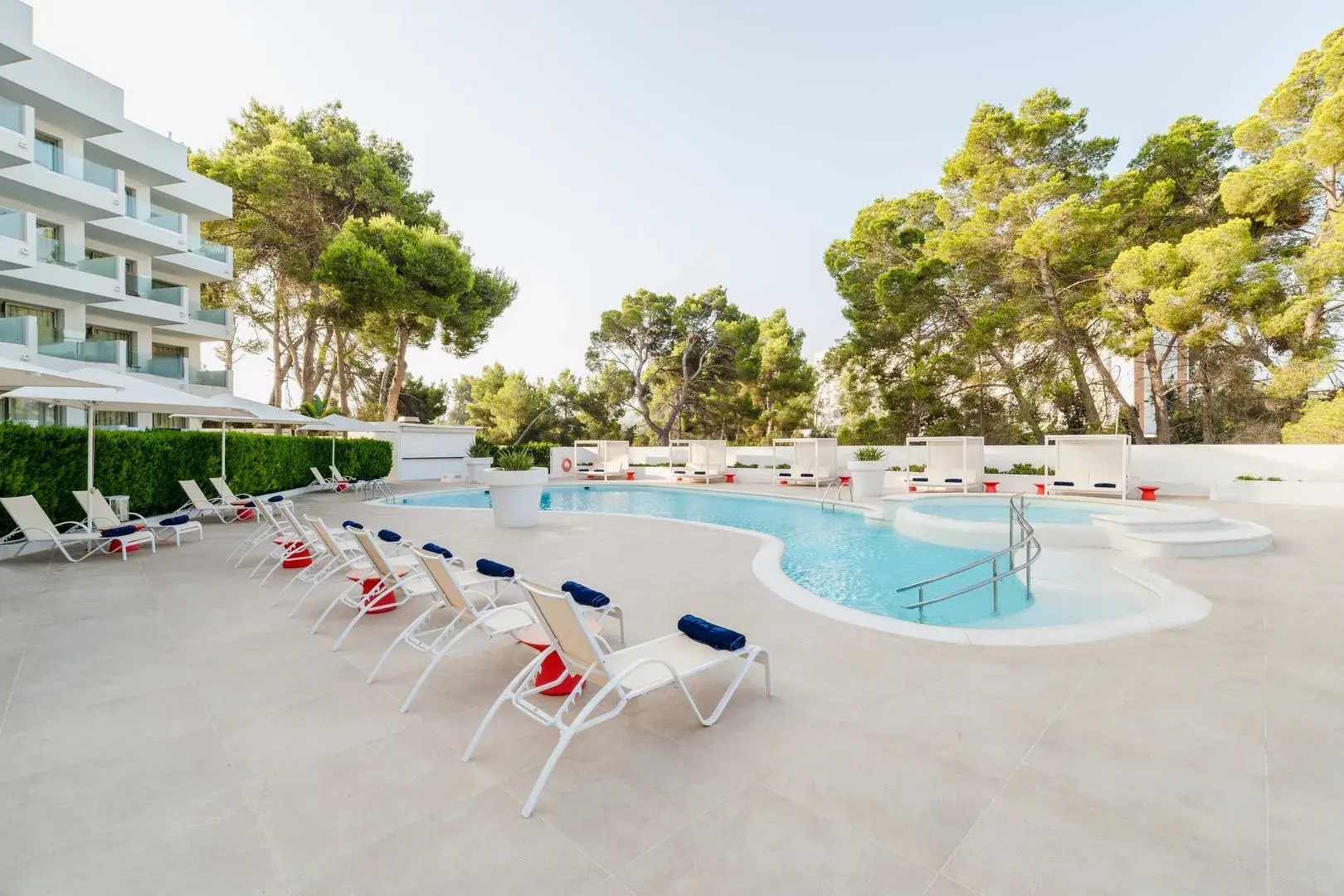 Отель THB Naeco Ibiza - Adults Only