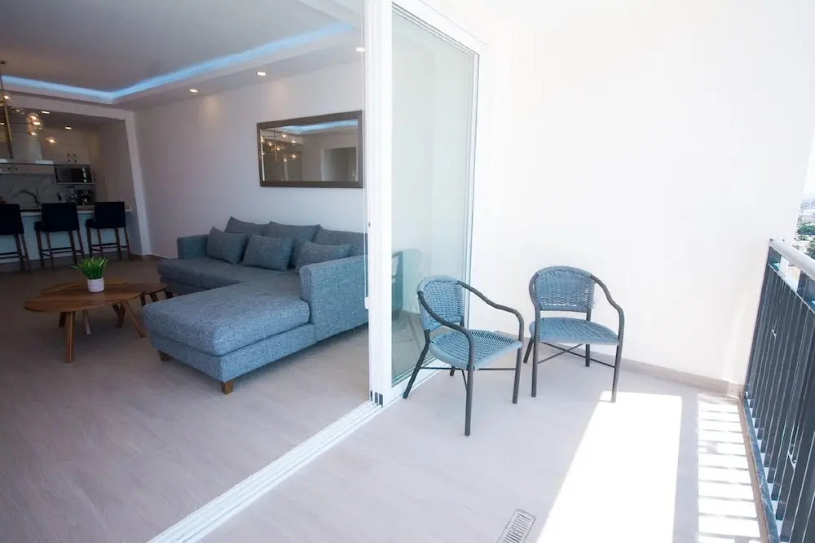 Real View Towers E703 by Casago