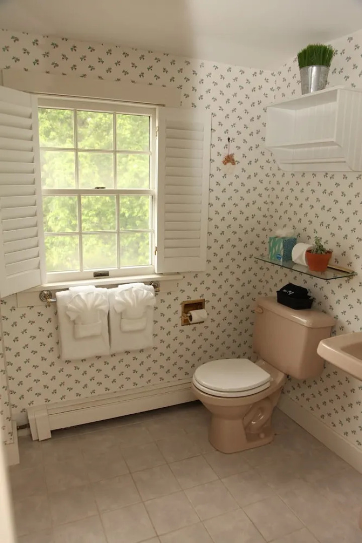 The Rugosa Guest House