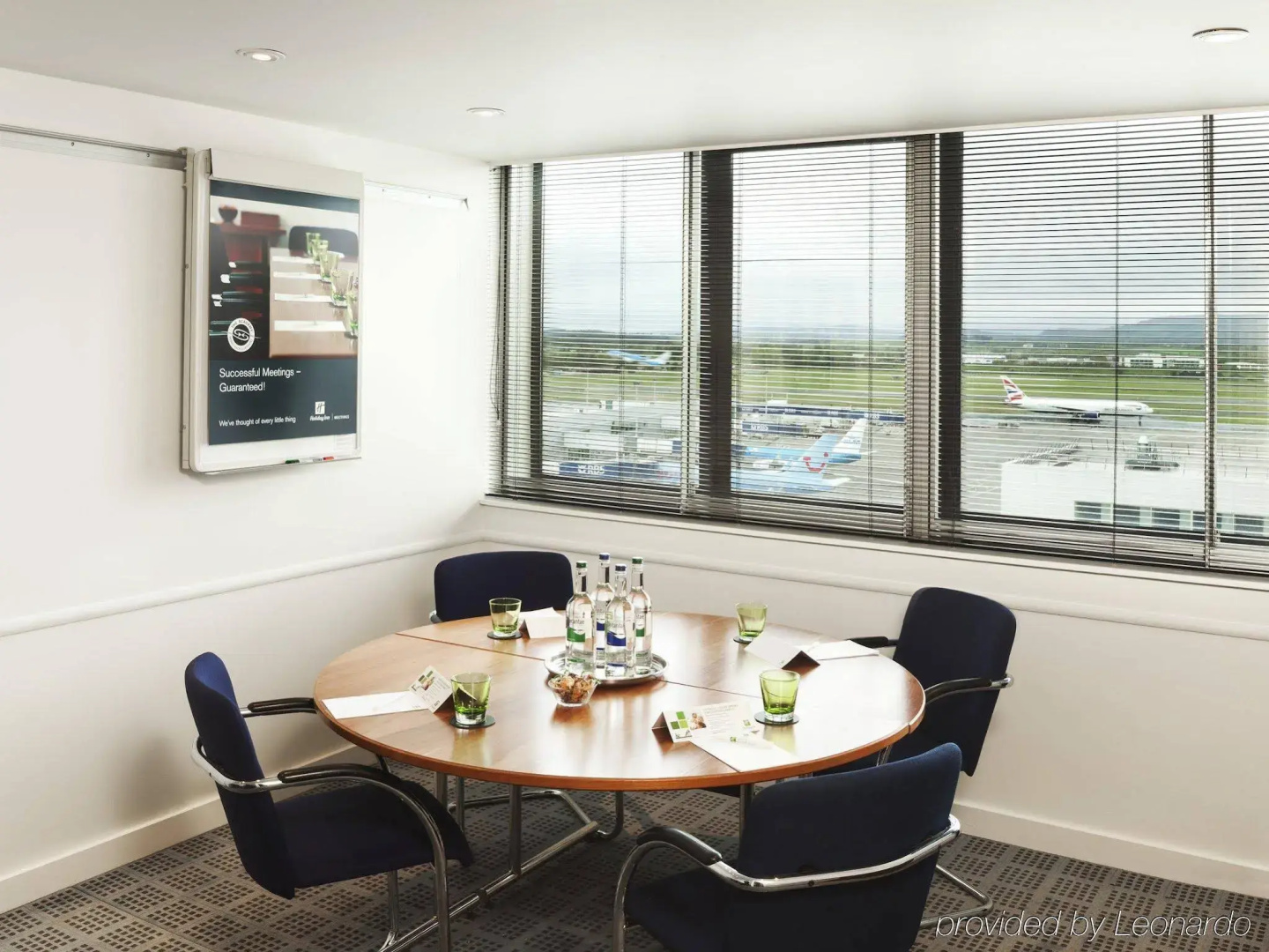 Holiday Inn Glasgow Airport by IHG