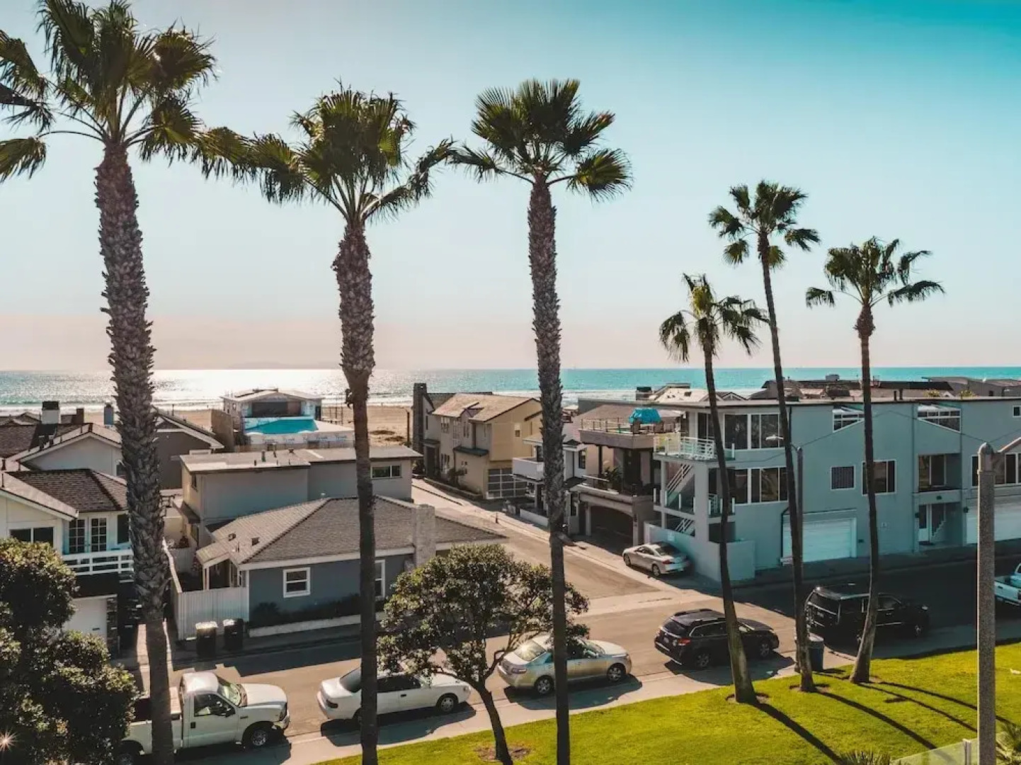 O'Neill Buyout by AvantStay | Sleeps 18! Modern Beach Getaway | Newly Renovated!